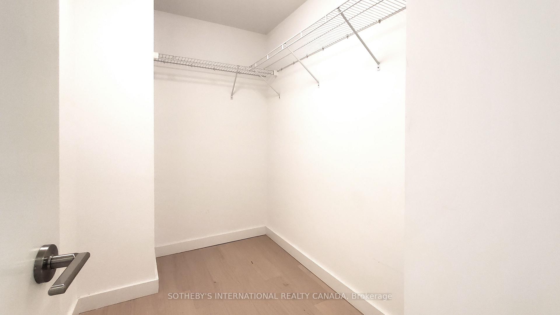81 Wellesley Street E 305, Toronto Unit: 305