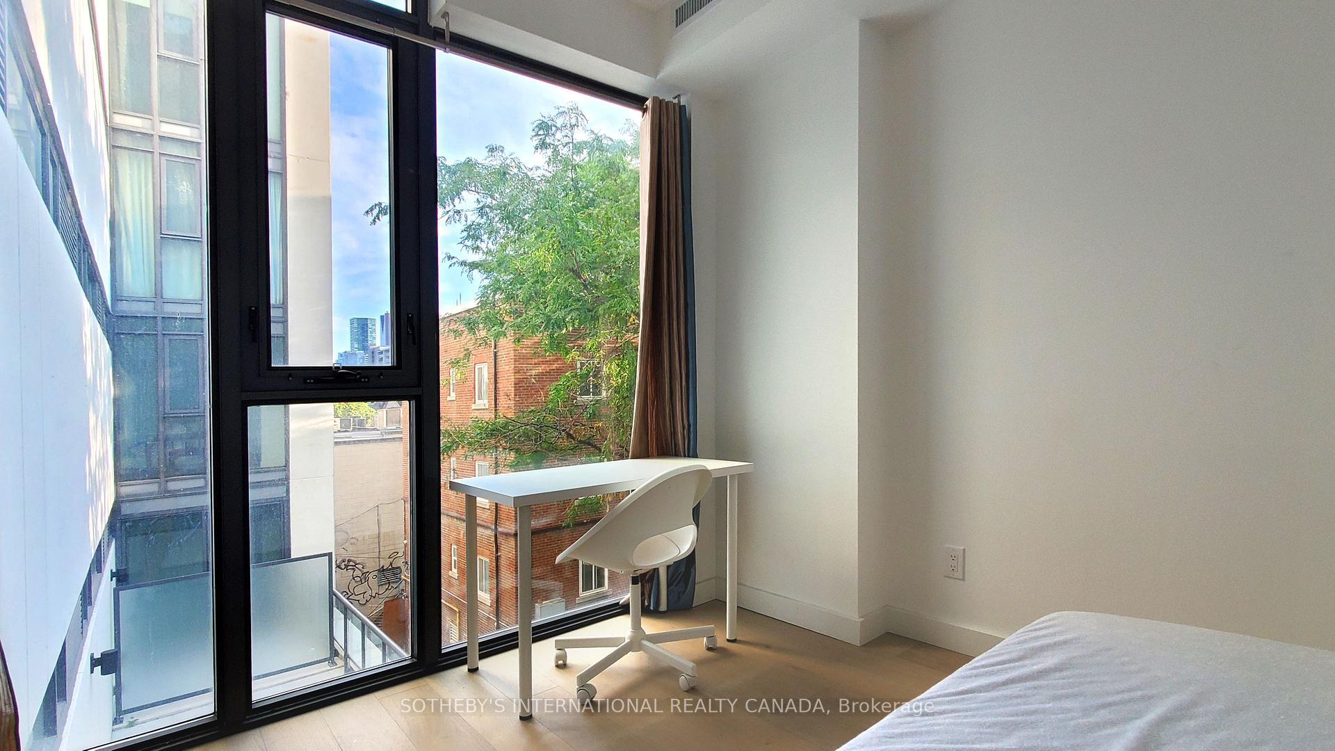 81 Wellesley Street E 305, Toronto Unit: 305