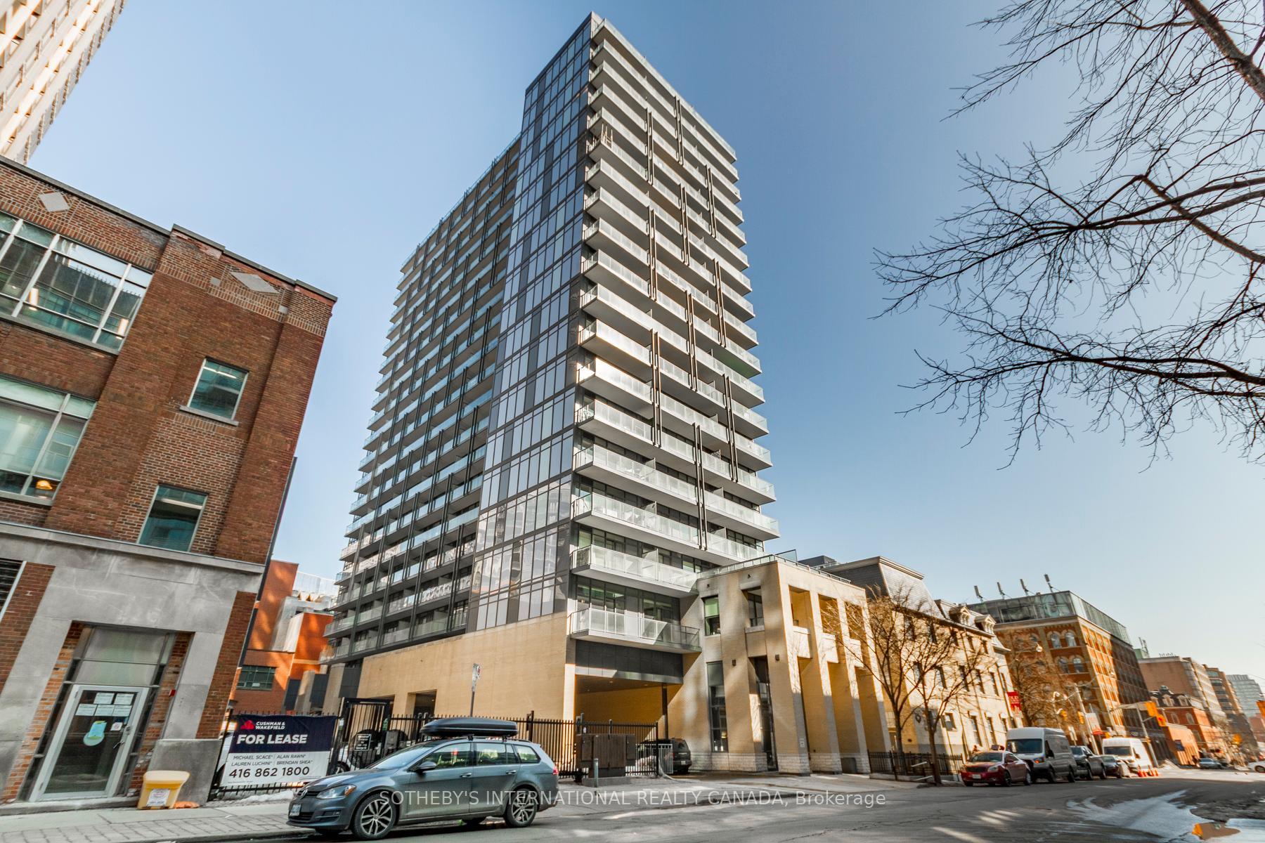 105 George Street 713, Toronto Unit: 713