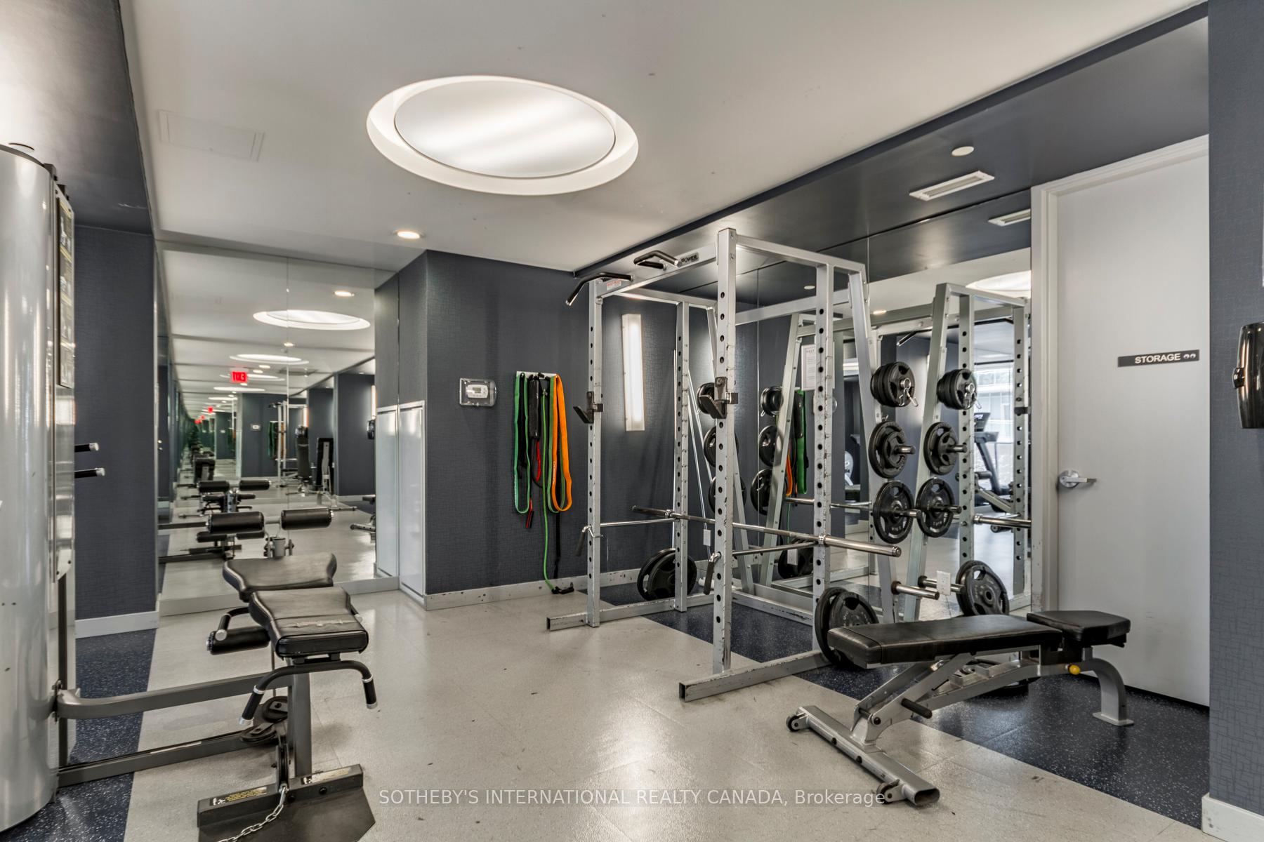 105 George Street 713, Toronto Unit: 713