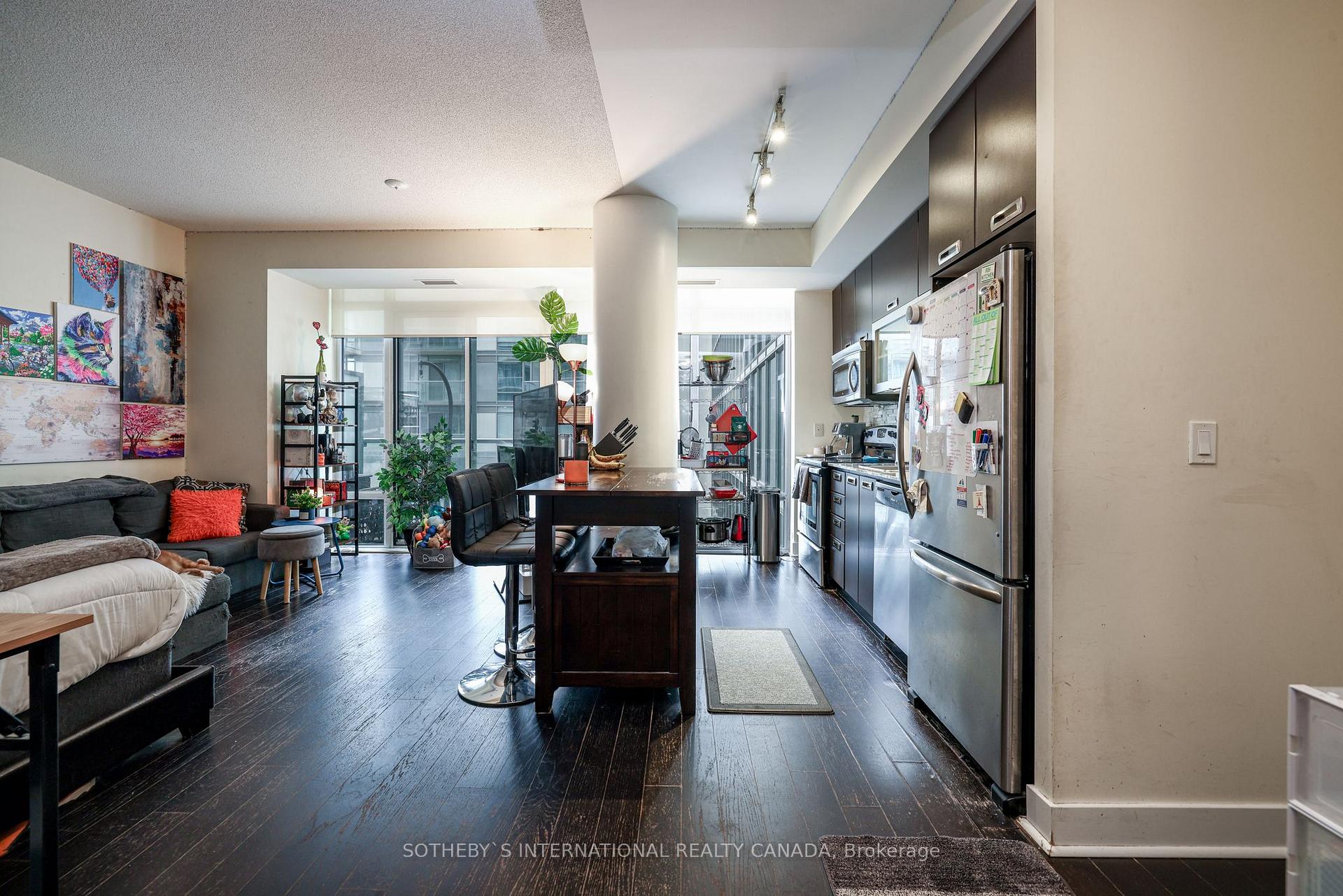 90 Stadium Road 433, Toronto Unit: 433