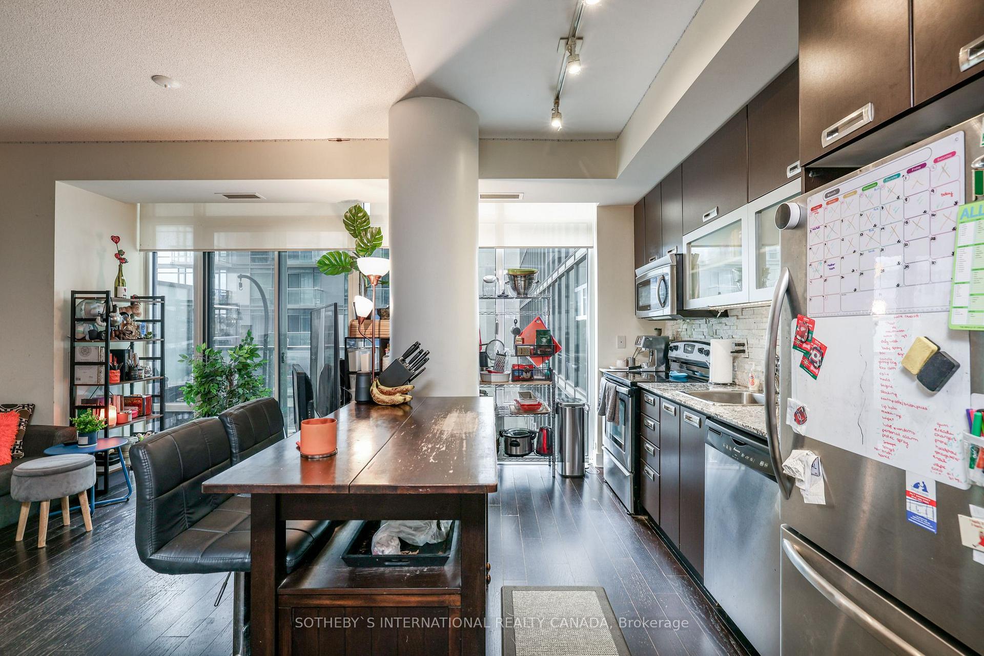 90 Stadium Road 433, Toronto Unit: 433