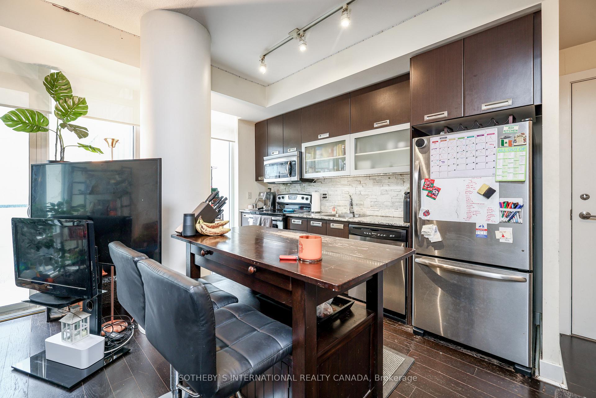 90 Stadium Road 433, Toronto Unit: 433