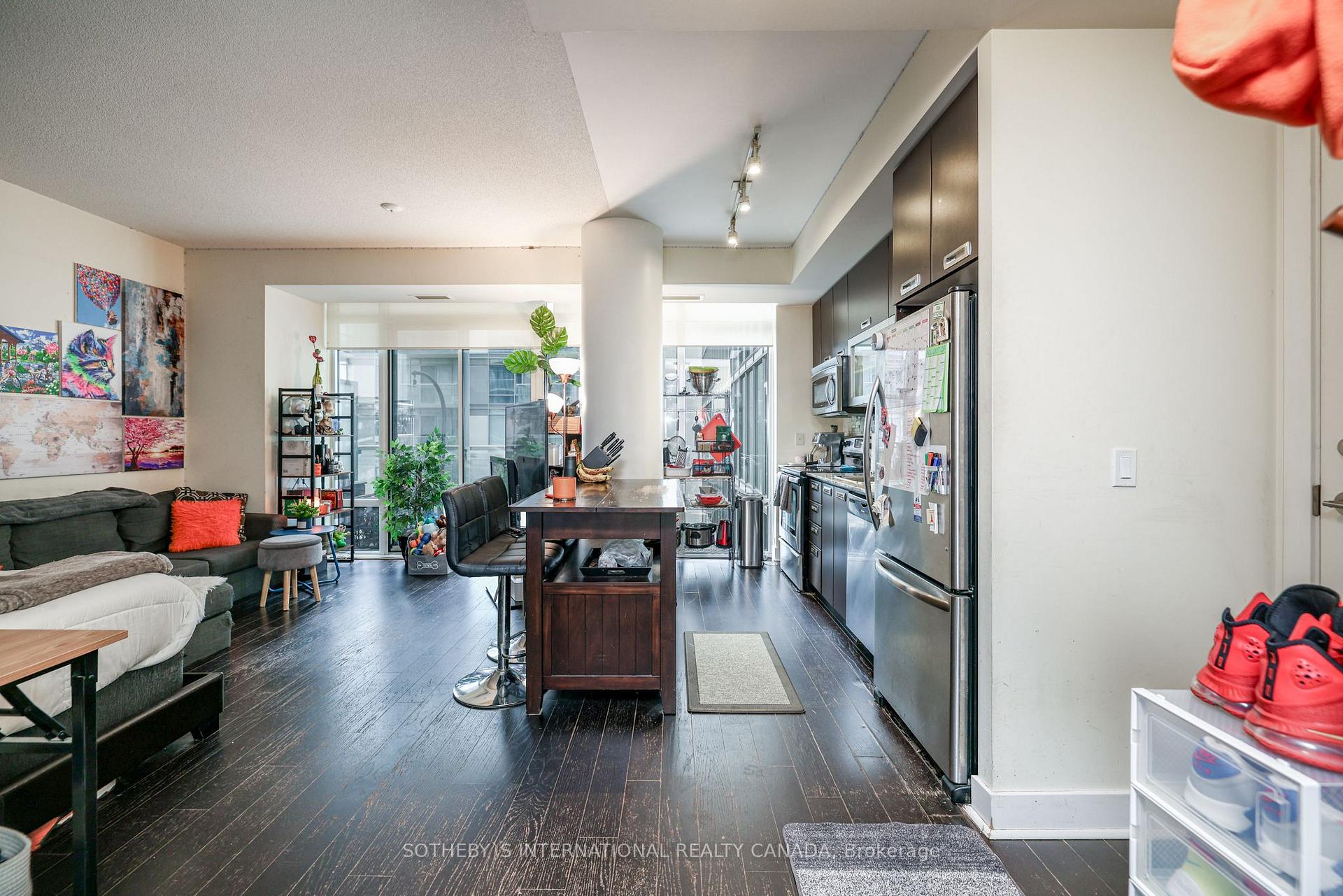90 Stadium Road 433, Toronto Unit: 433