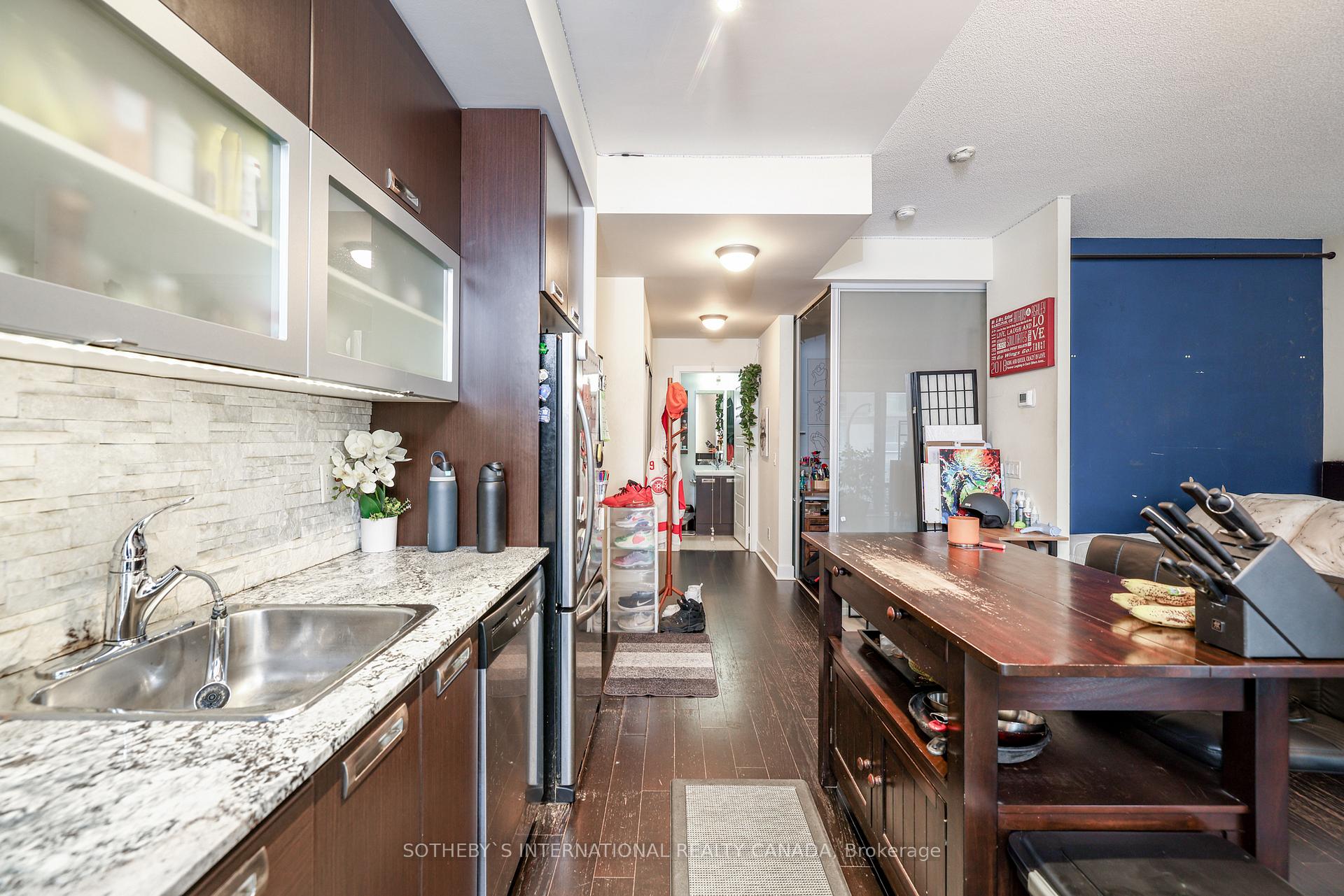 90 Stadium Road 433, Toronto Unit: 433
