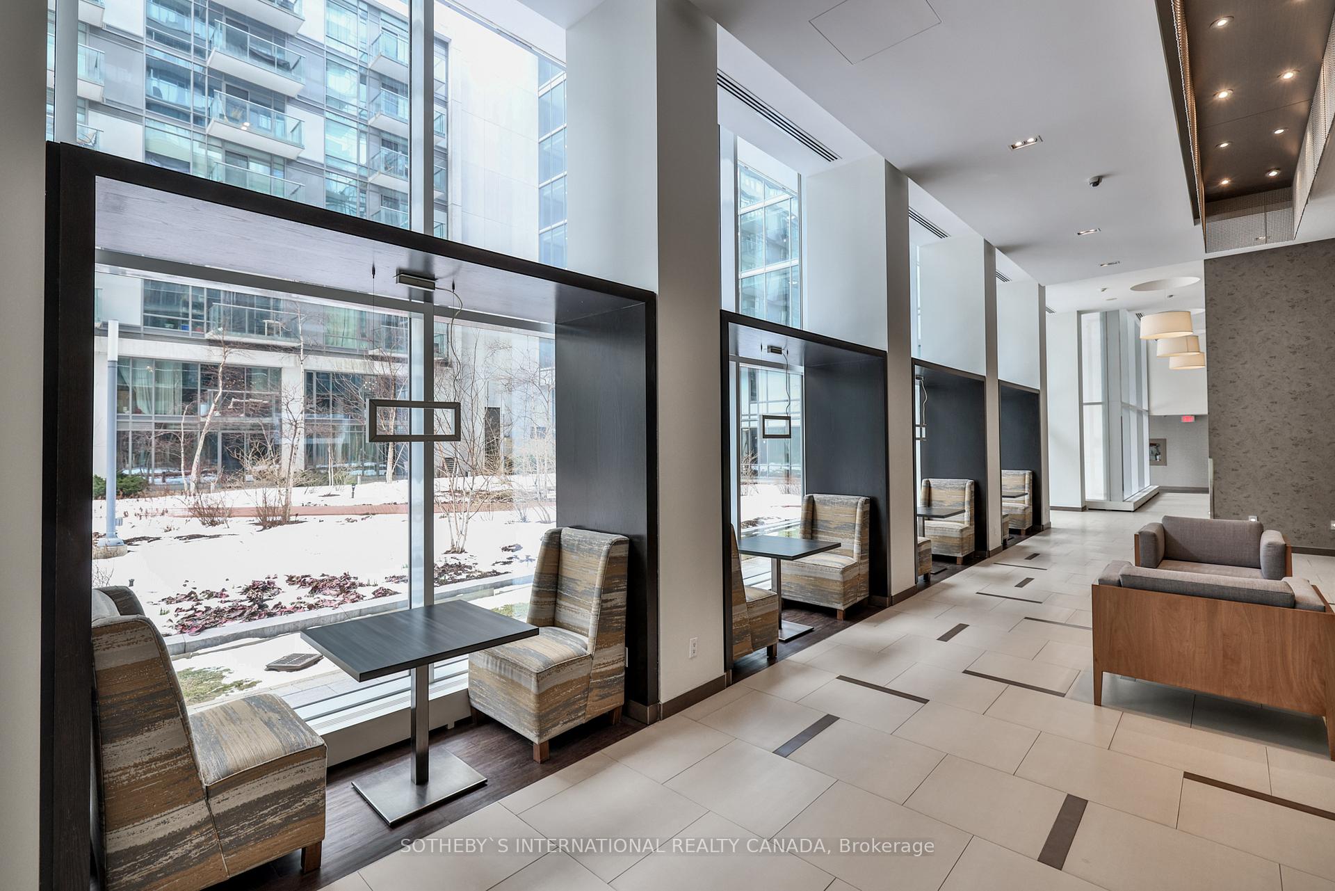 90 Stadium Road 433, Toronto Unit: 433