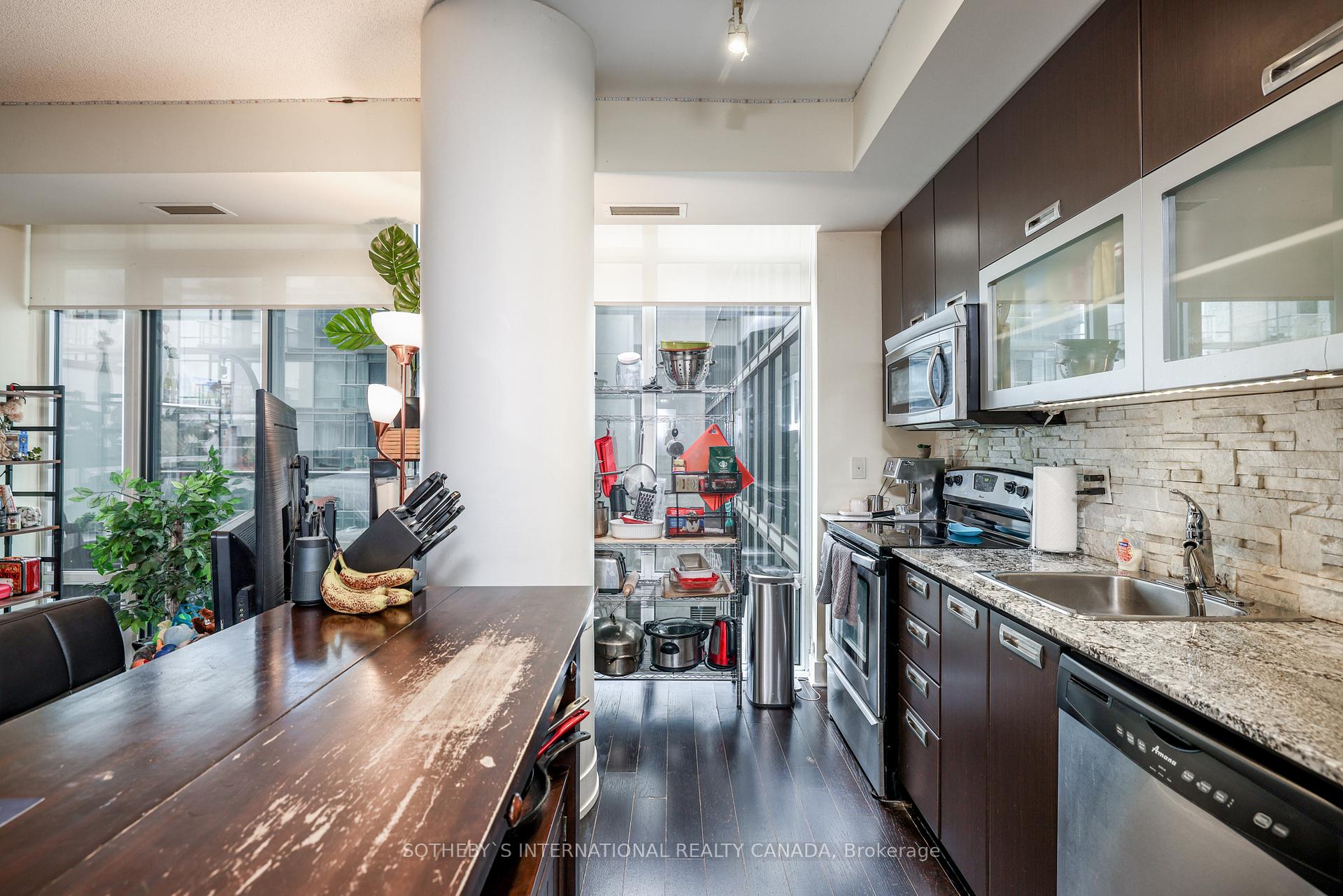 90 Stadium Road 433, Toronto Unit: 433