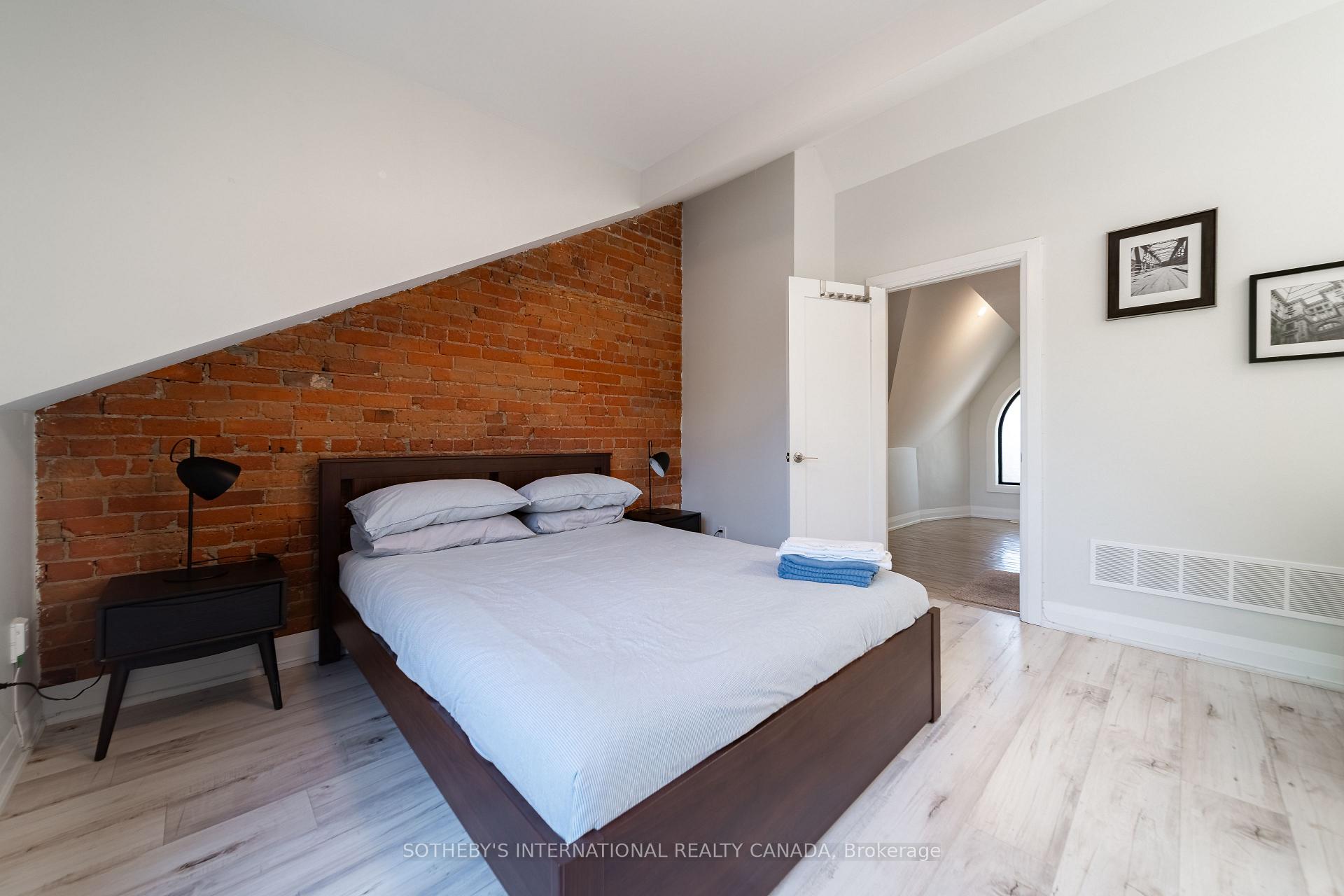 366 Ontario Street, Toronto