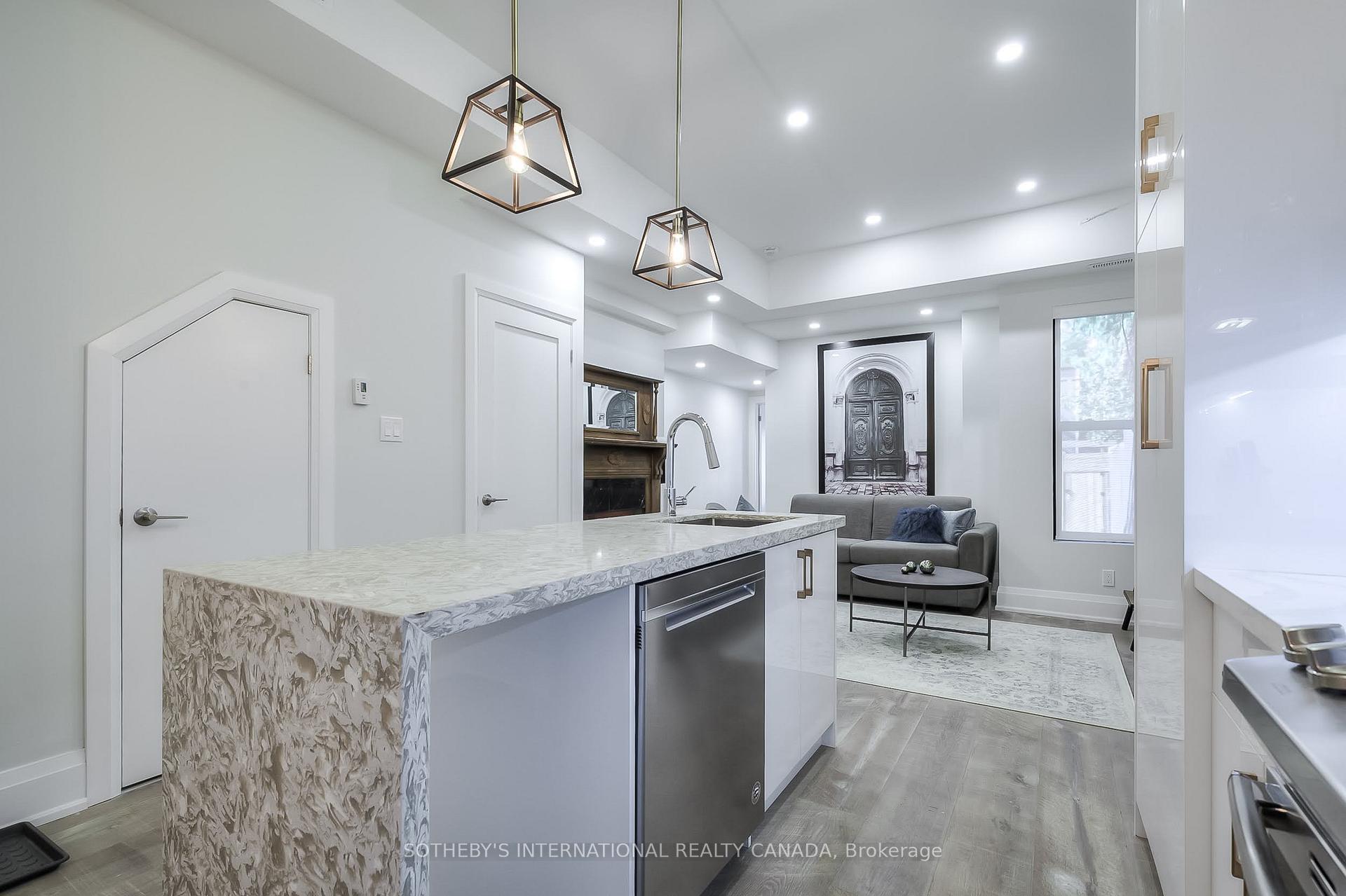 366 Ontario Street, Toronto