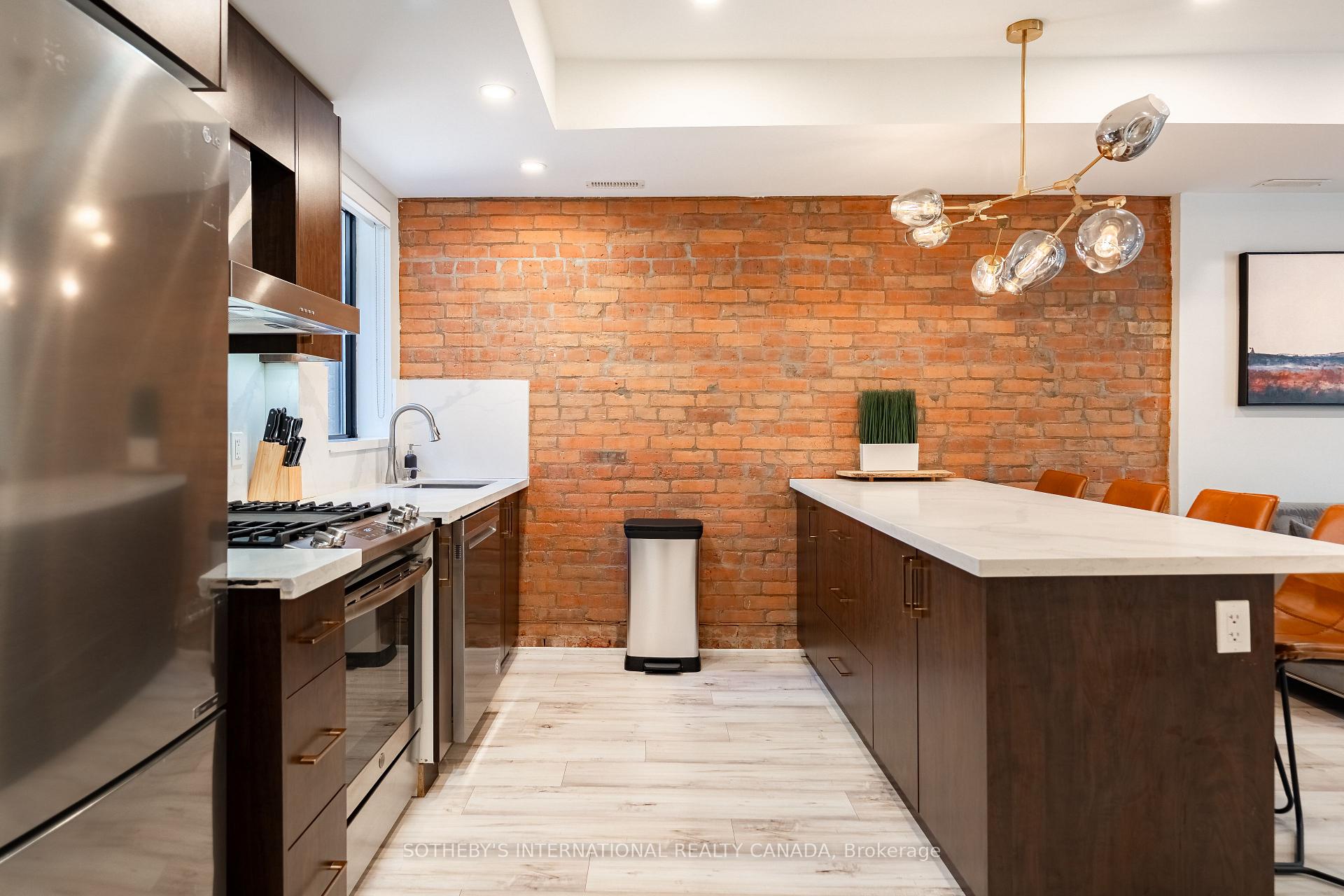 366 Ontario Street, Toronto