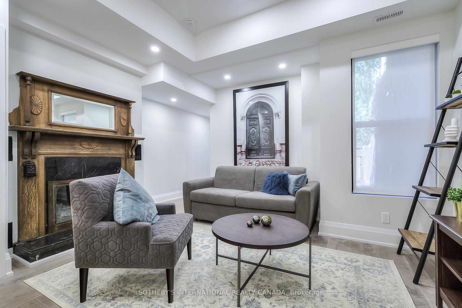366 Ontario Street, Toronto