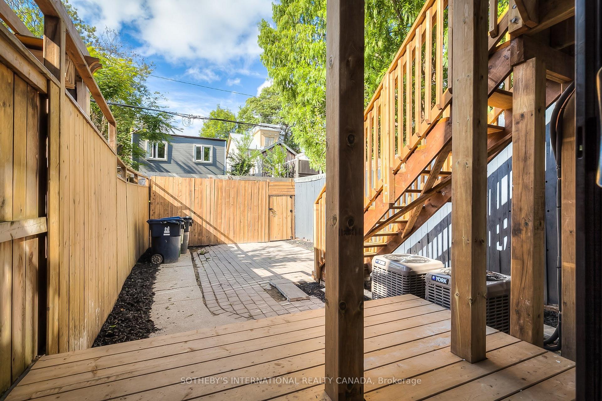 366 Ontario Street, Toronto