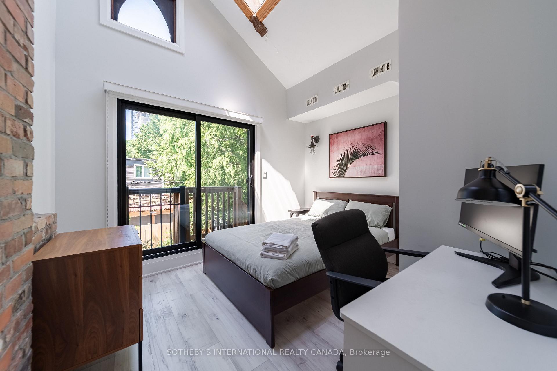 366 Ontario Street, Toronto