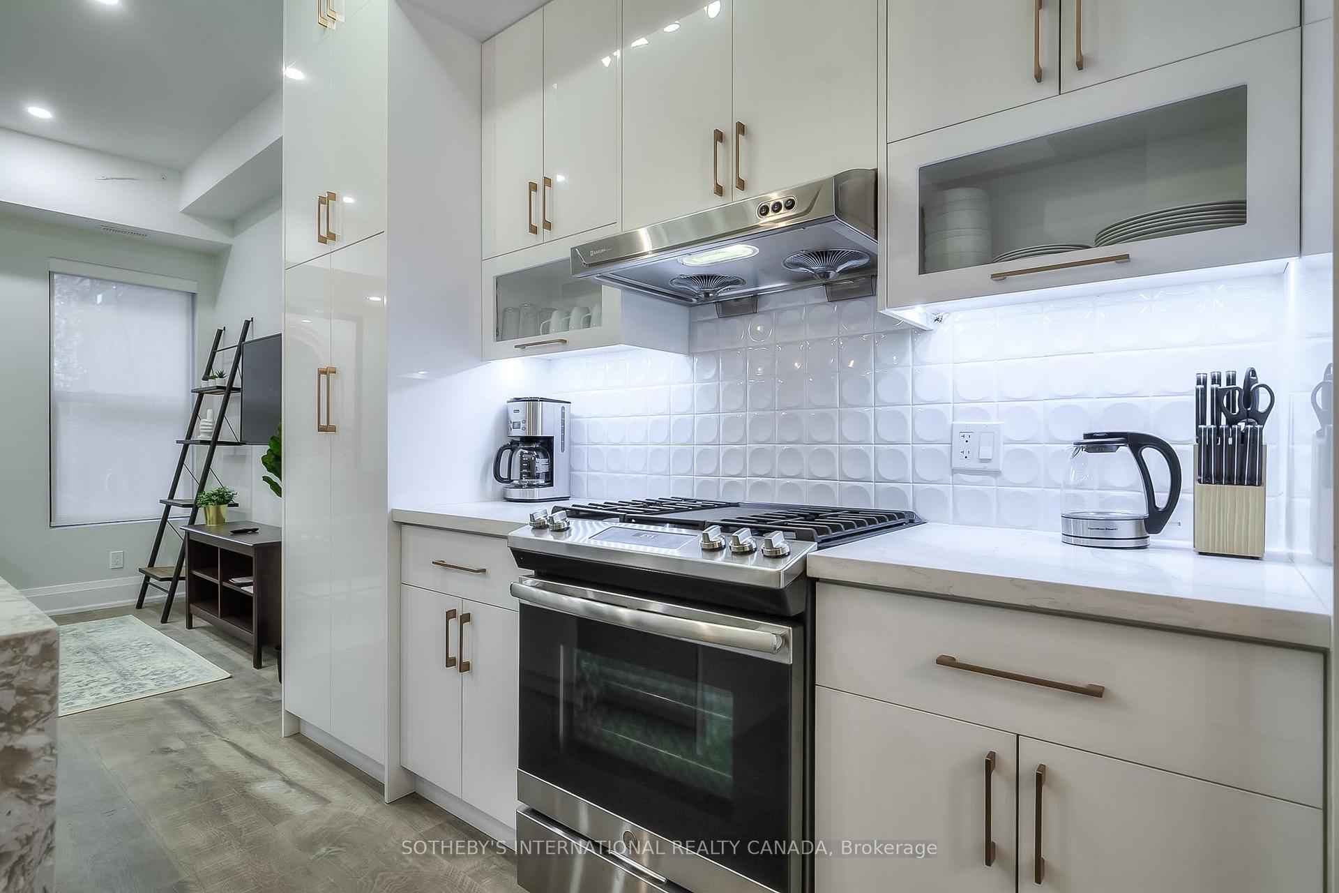 366 Ontario Street, Toronto