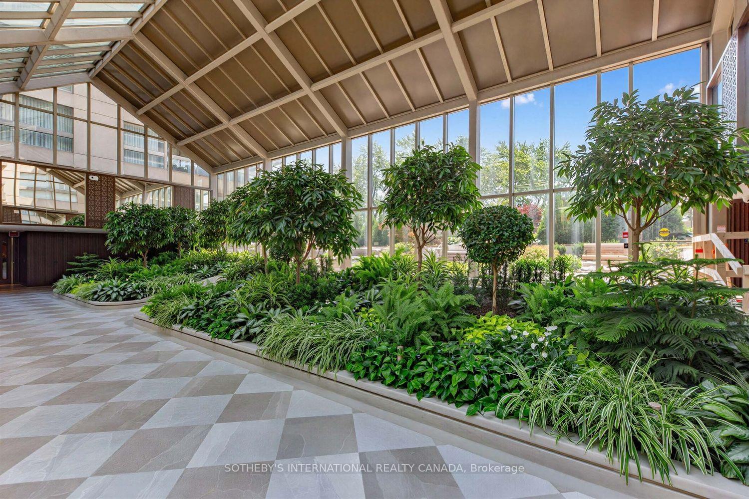 63 St Clair Avenue W 1801, Toronto Unit: 1801
