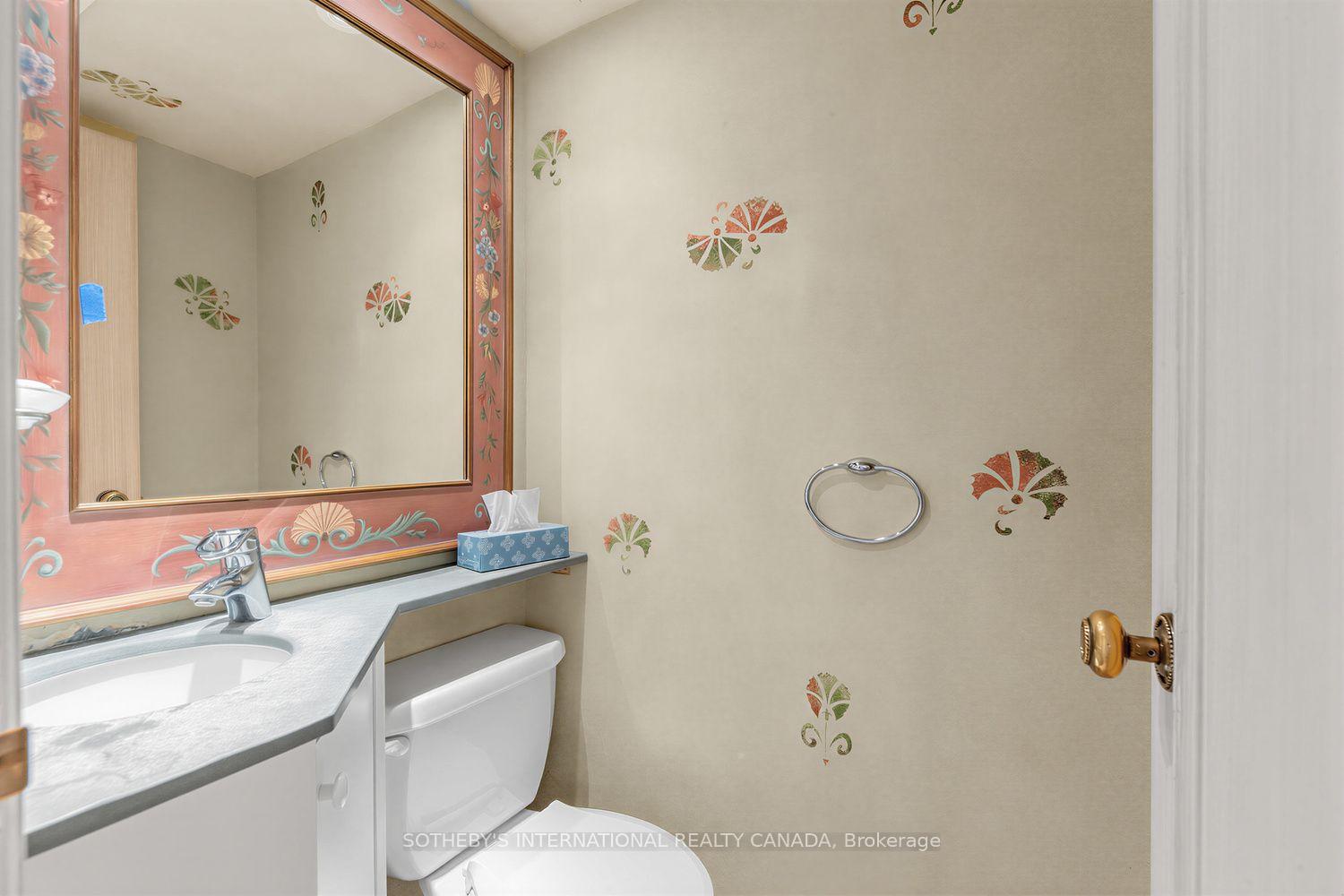 63 St Clair Avenue W 1801, Toronto Unit: 1801