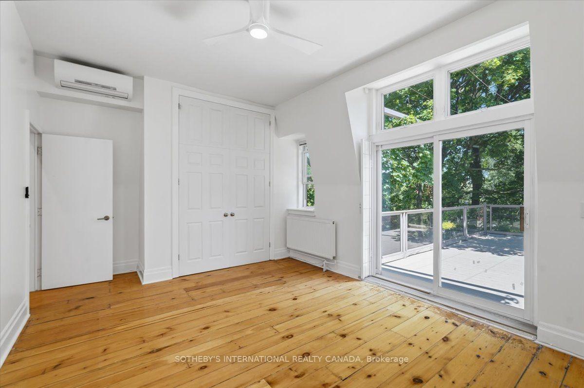 33 Rose Avenue, Toronto