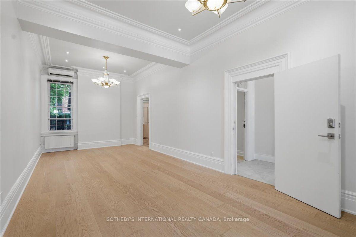 33 Rose Avenue, Toronto