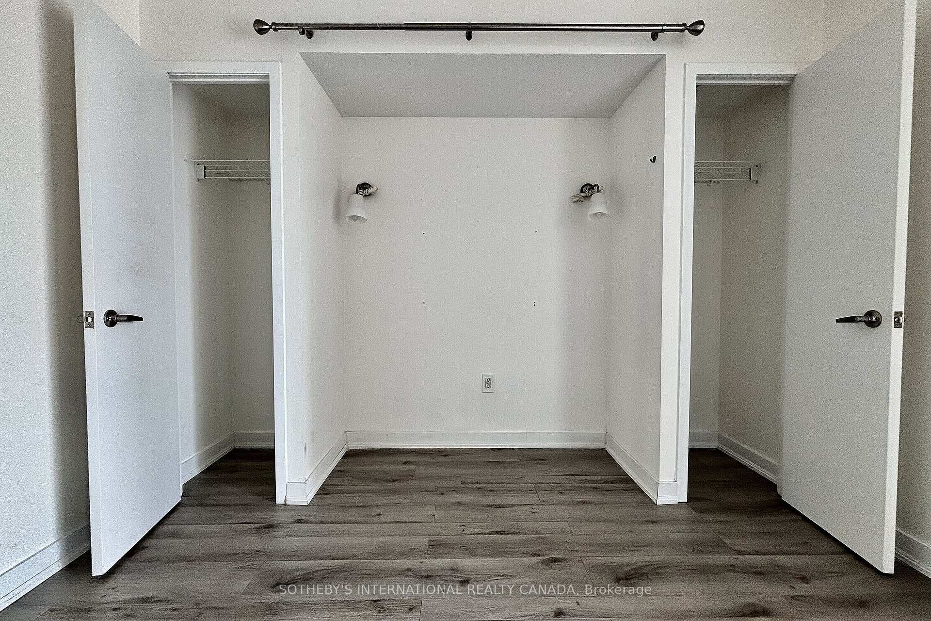 11 Brunel Court 1216, Toronto Unit: 1216