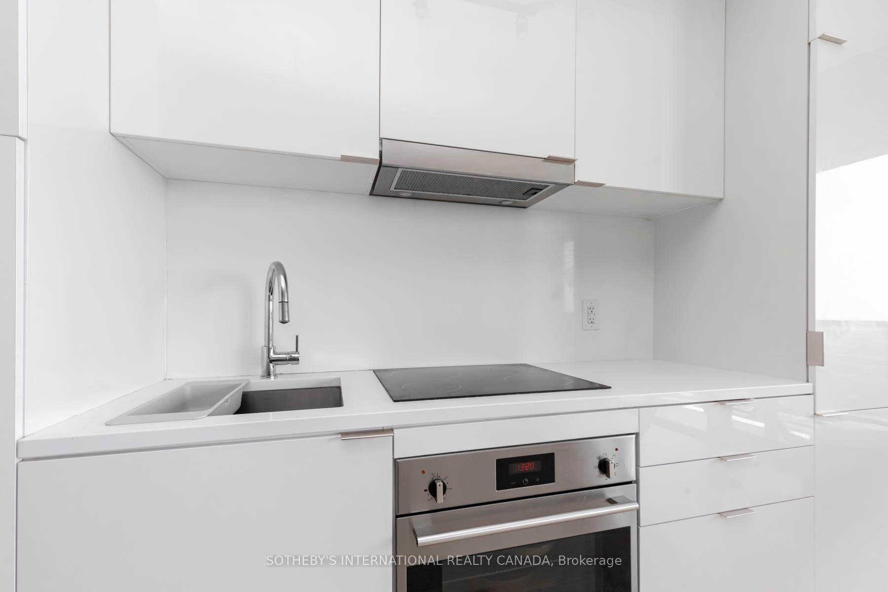 170 Bayview Avenue 2308, Toronto Unit: 2308