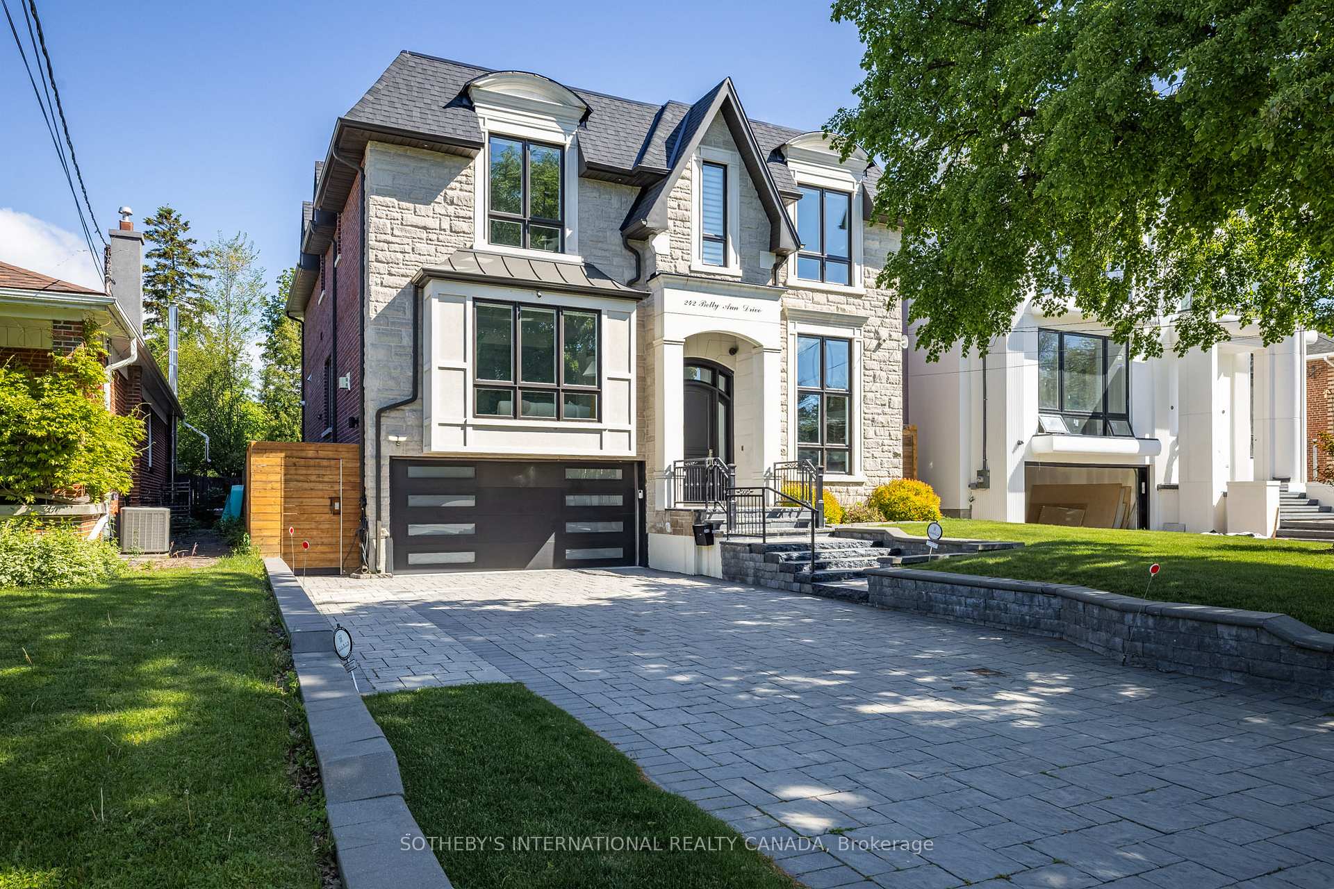 242 Betty Ann Drive, Toronto