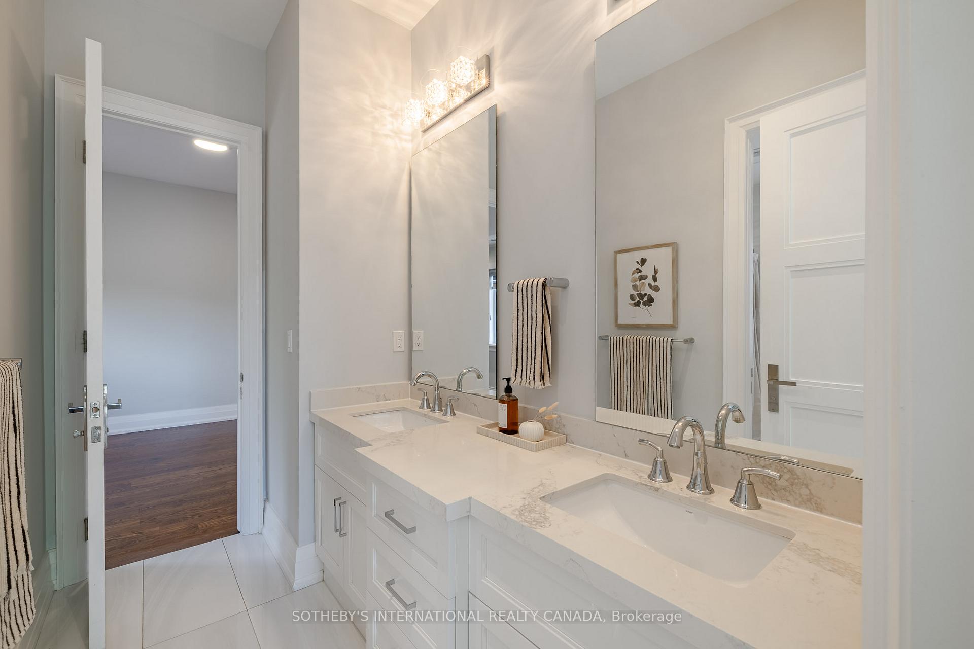 242 Betty Ann Drive, Toronto