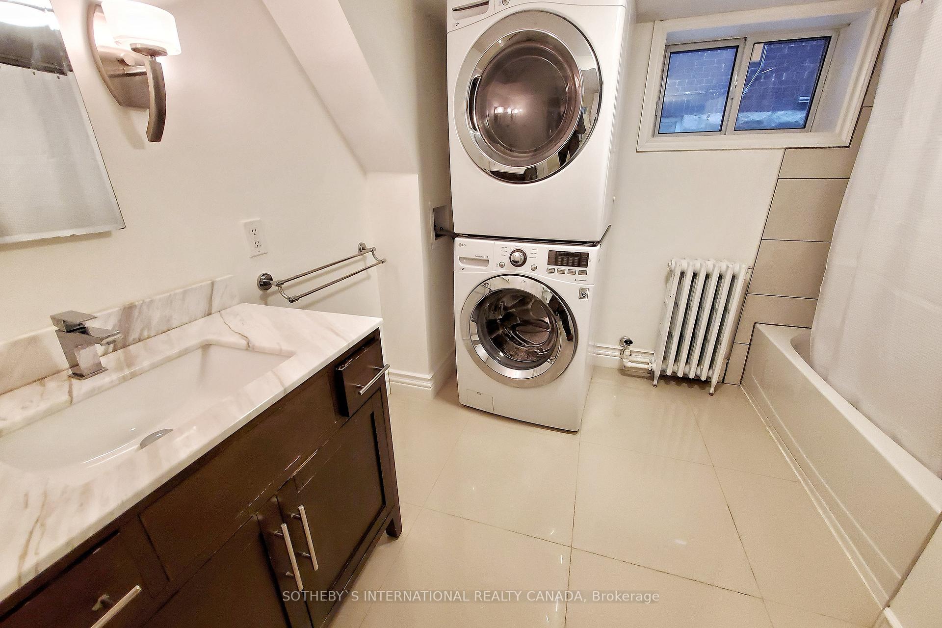 89 Whitehall Road Lower Level, Toronto Unit: Lower Level