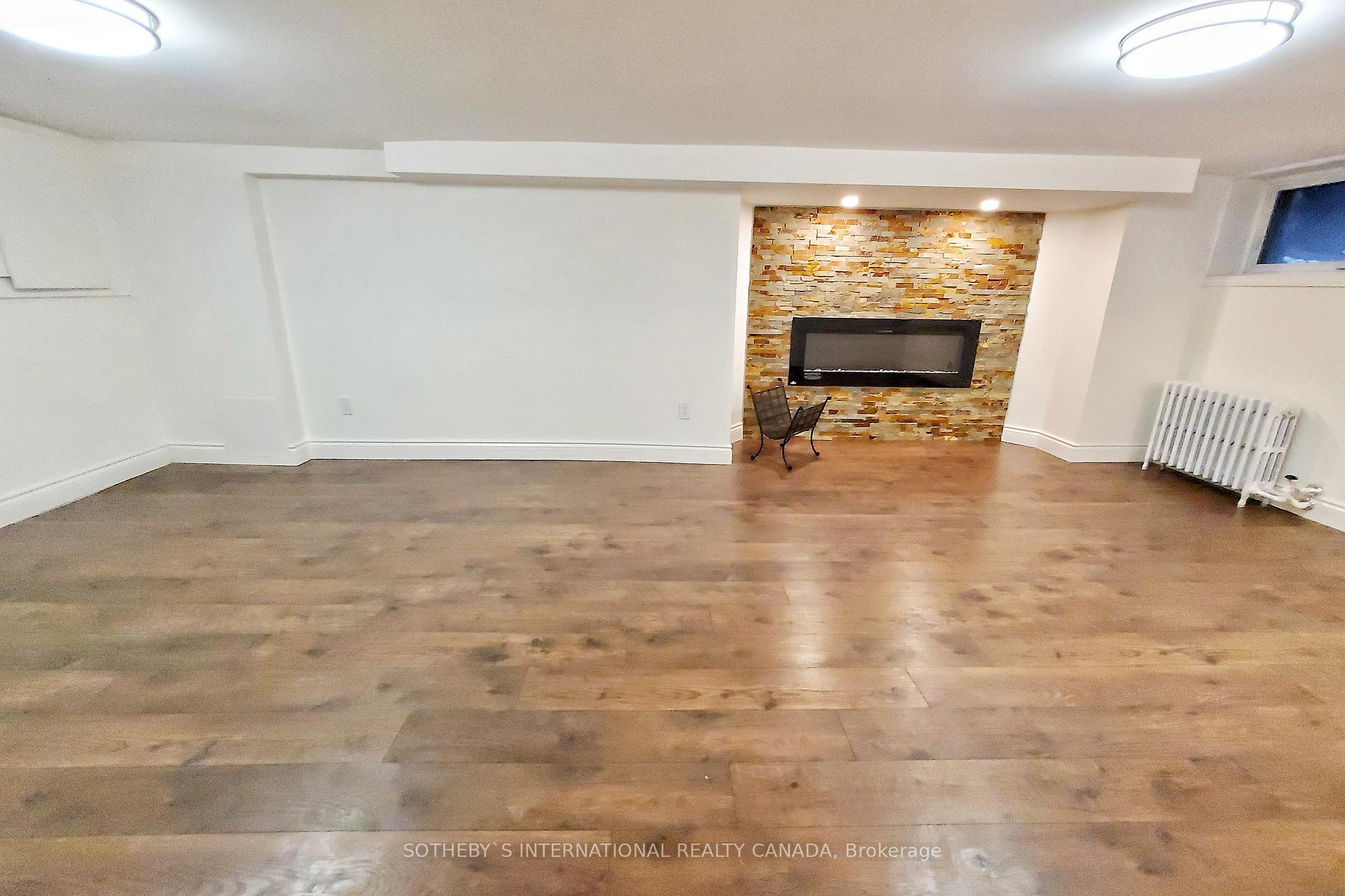 89 Whitehall Road Lower Level, Toronto Unit: Lower Level