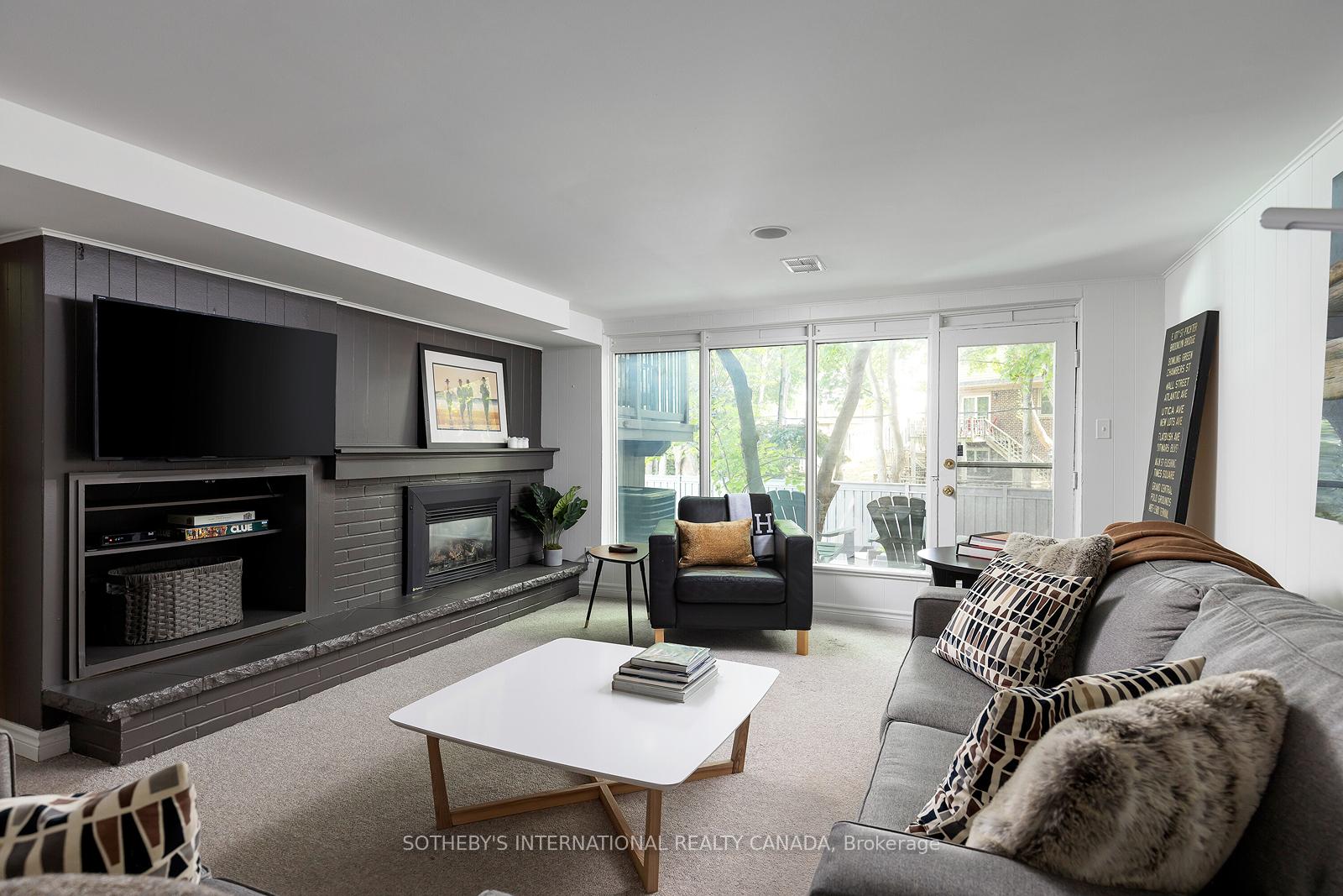 60 Doonaree Drive, Toronto