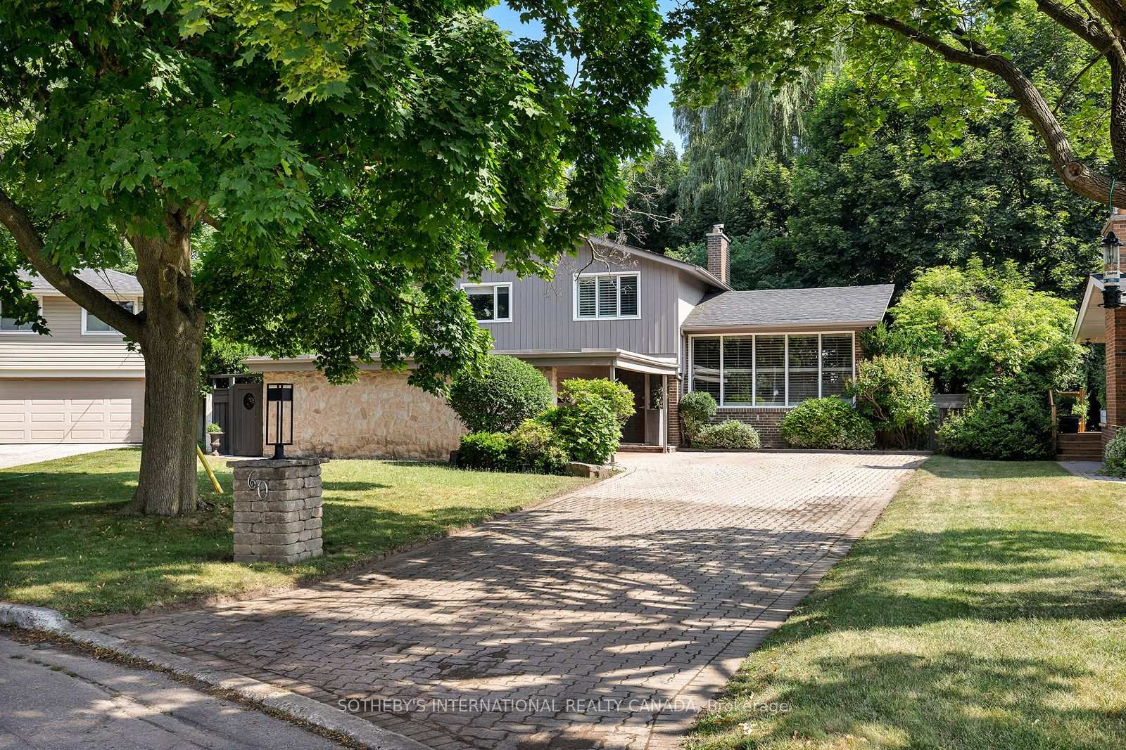 60 Doonaree Drive, Toronto