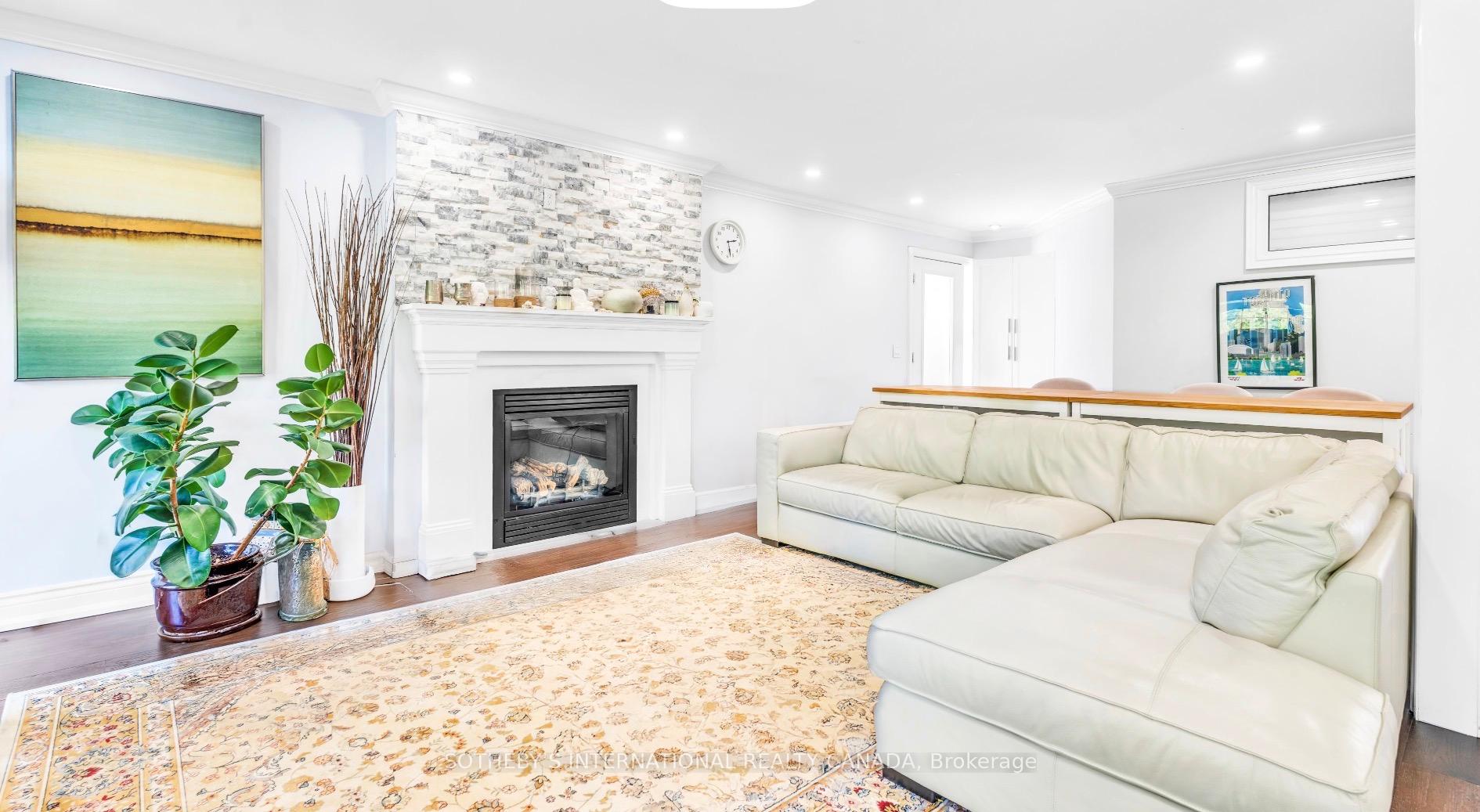 88 Olsen Drive, Toronto