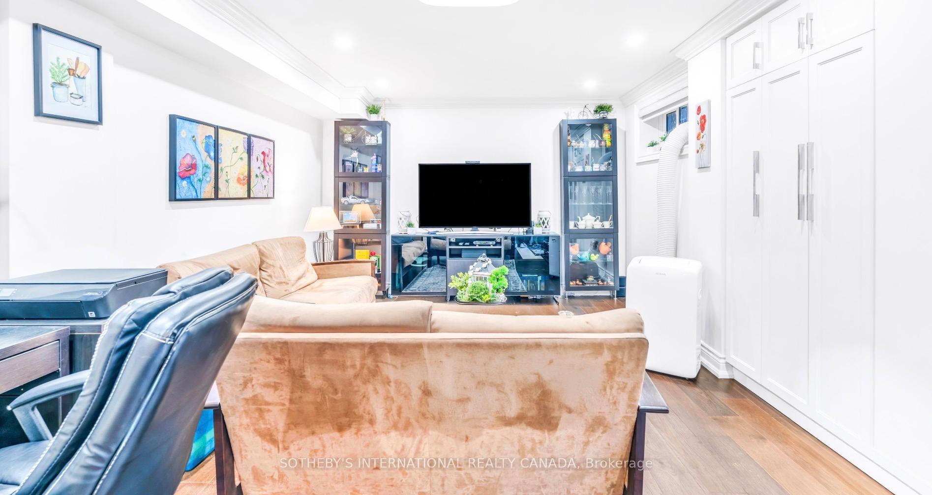 88 Olsen Drive, Toronto