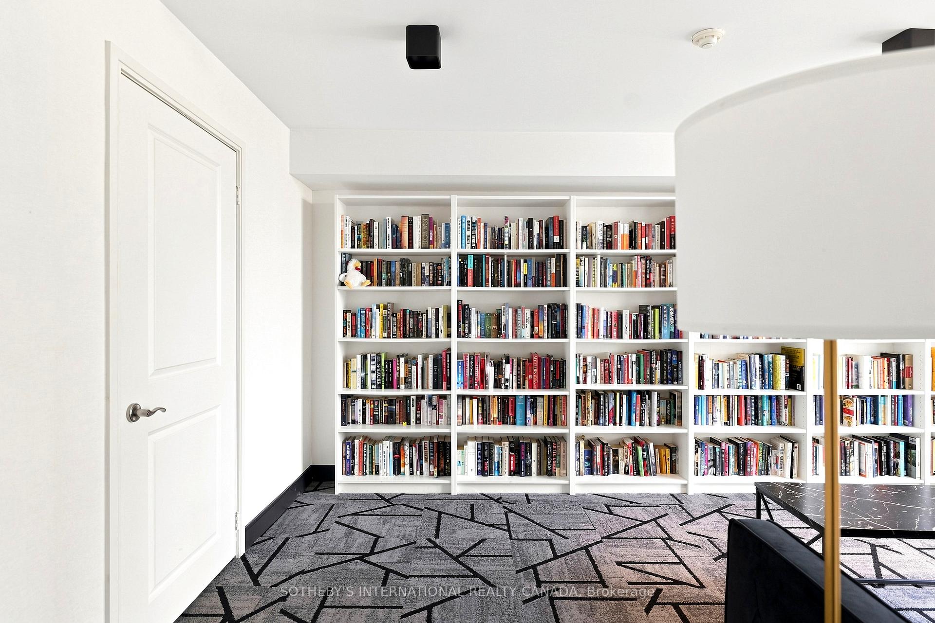 88 Broadway Avenue 409, Toronto Unit: 409