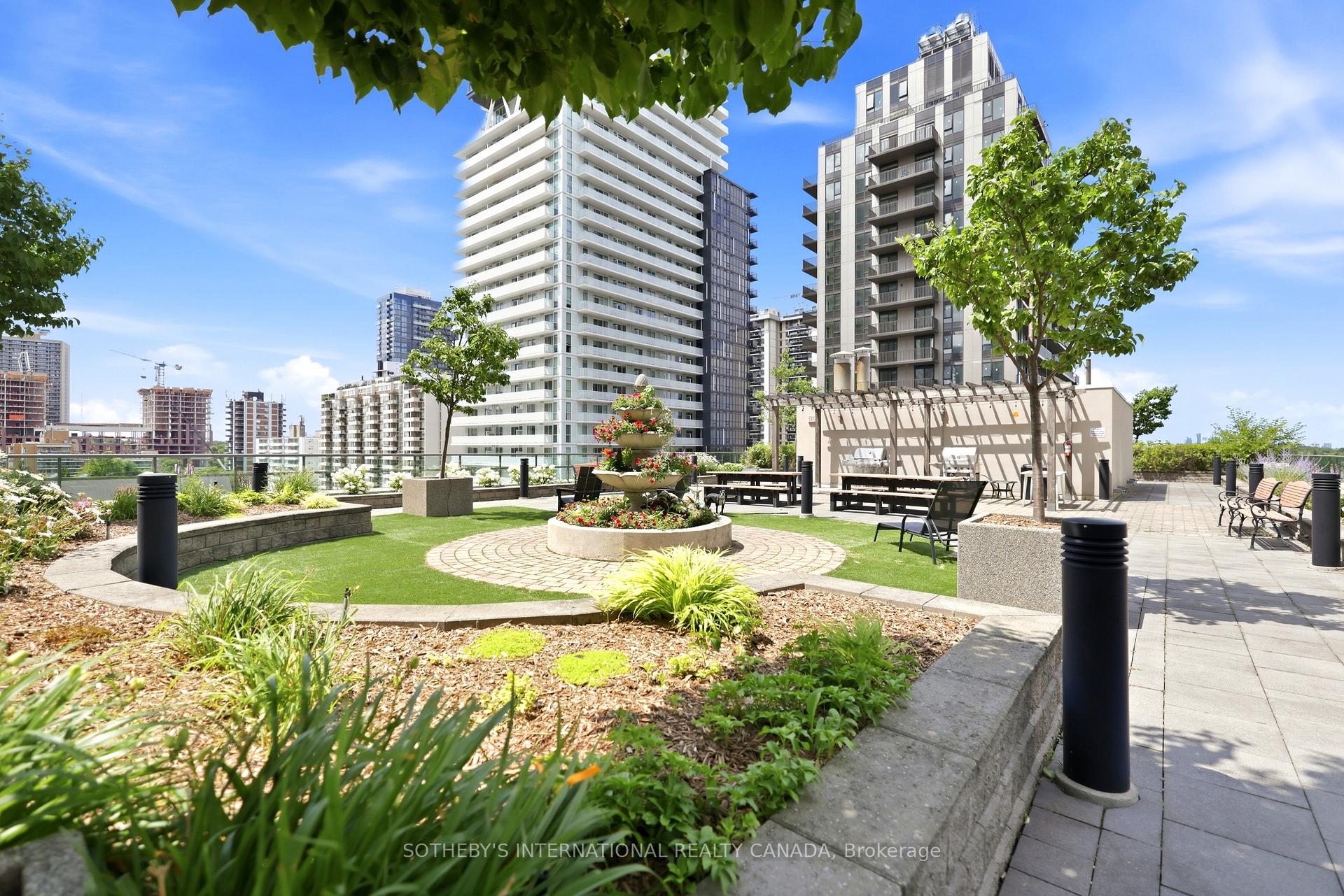 88 Broadway Avenue 409, Toronto Unit: 409