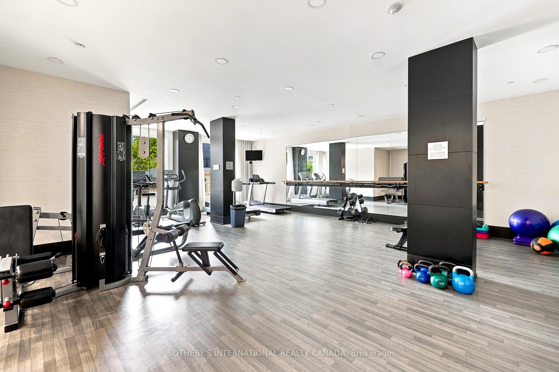 88 Broadway Avenue 409, Toronto Unit: 409