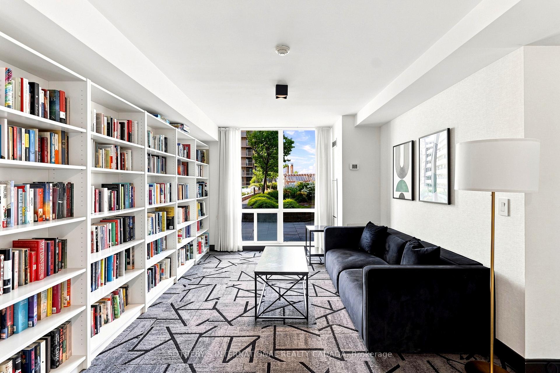 88 Broadway Avenue 409, Toronto Unit: 409