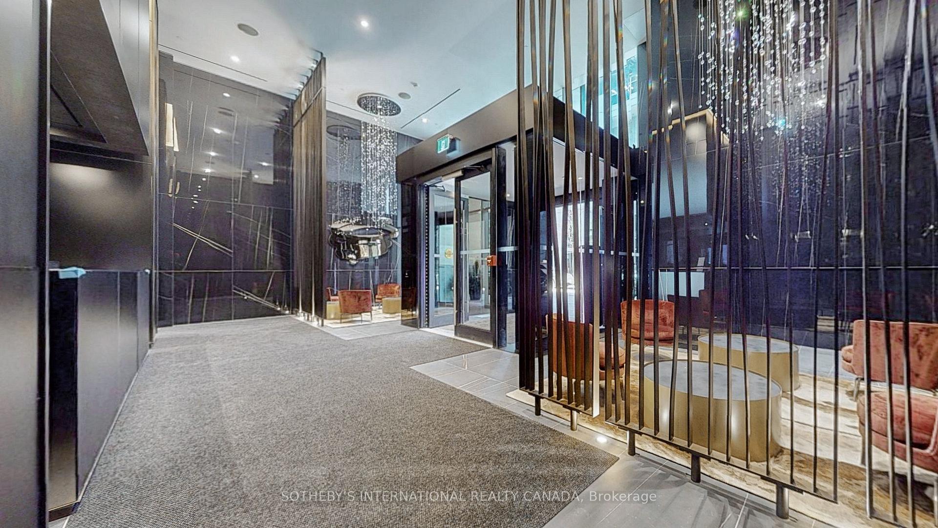 11 Yorkville Avenue 2112, Toronto Unit: 2112