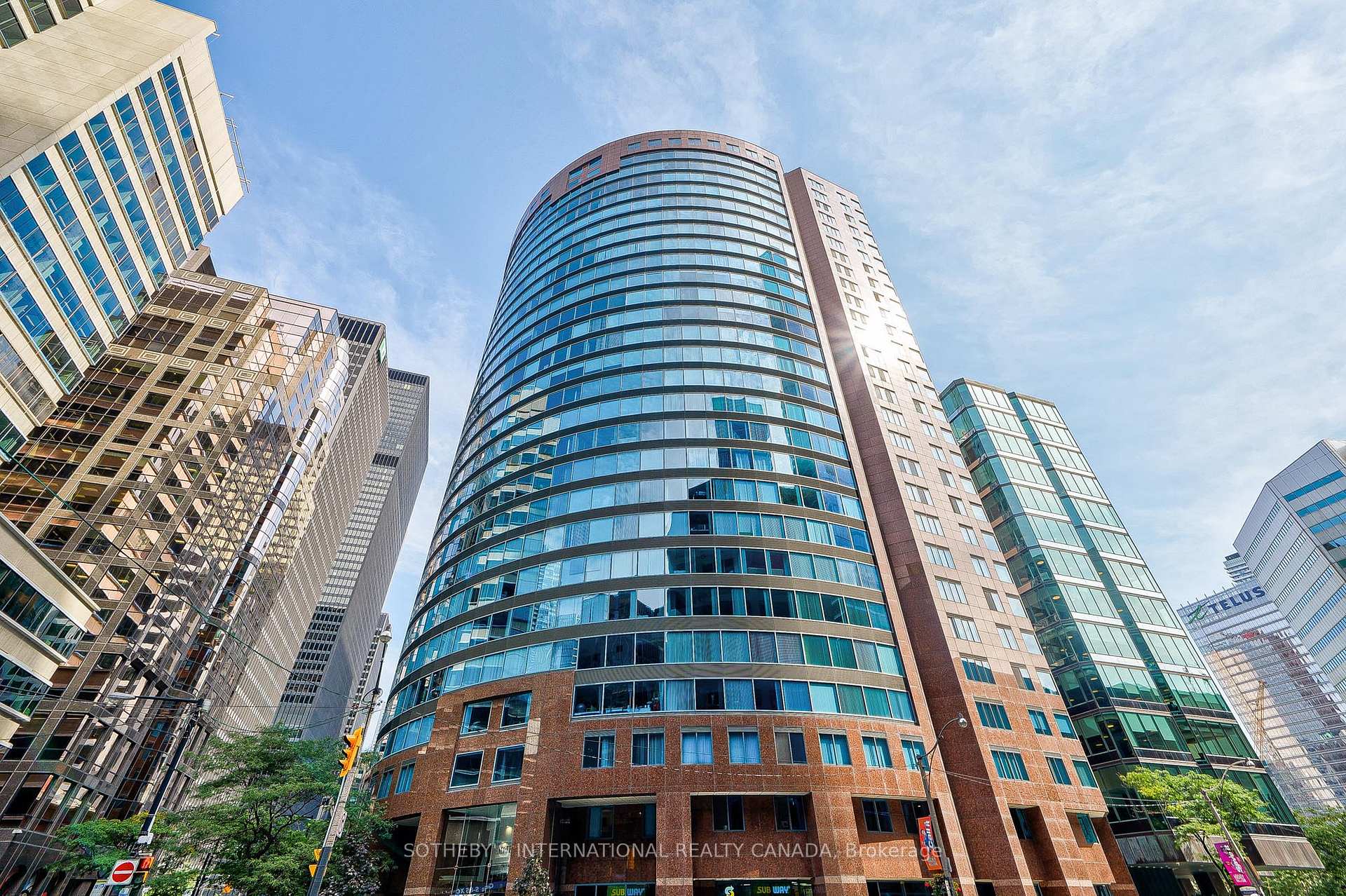 33 University Avenue 2506, Toronto Unit: 2506