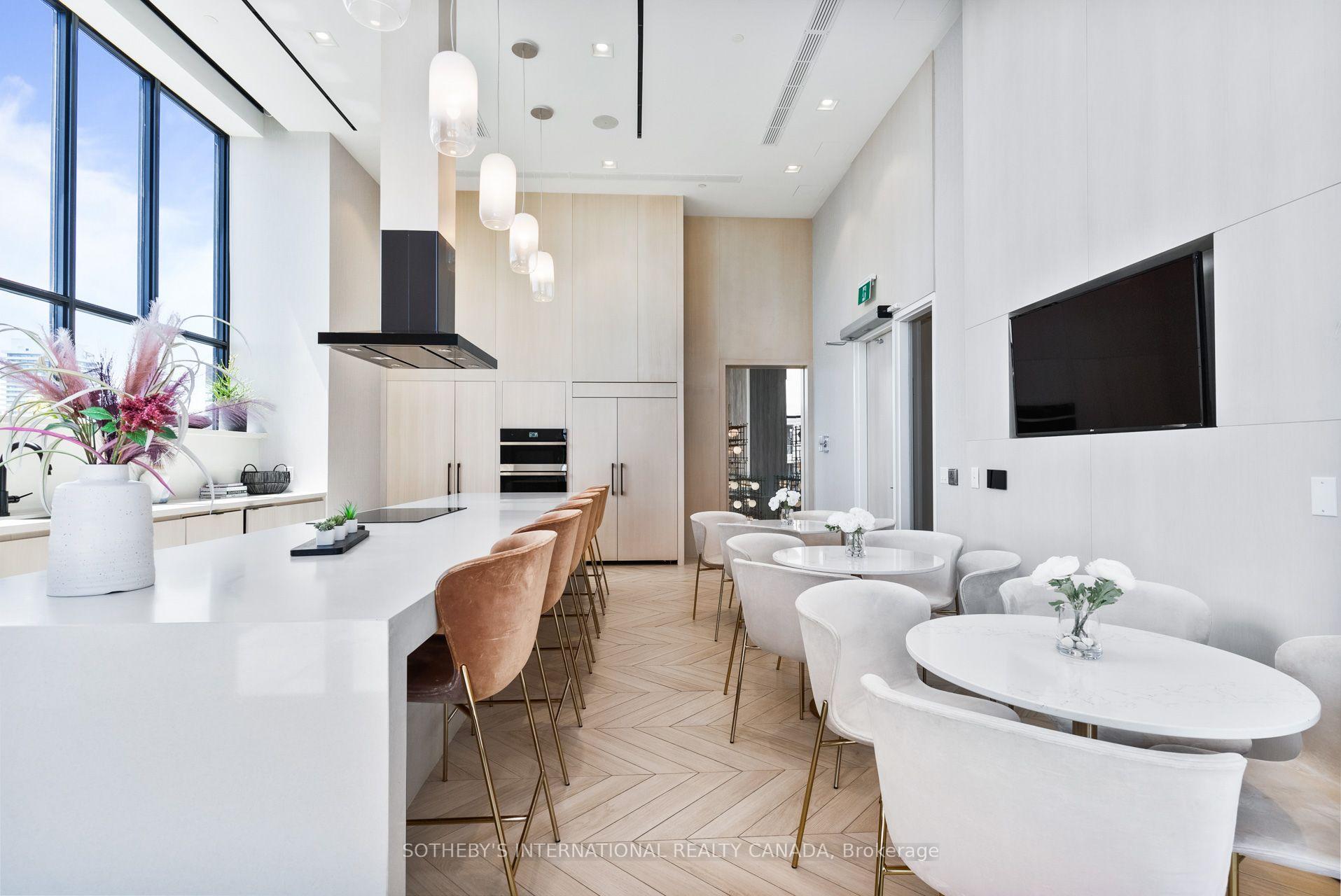 200 Redpath Avenue 1101, Toronto Unit: 1101