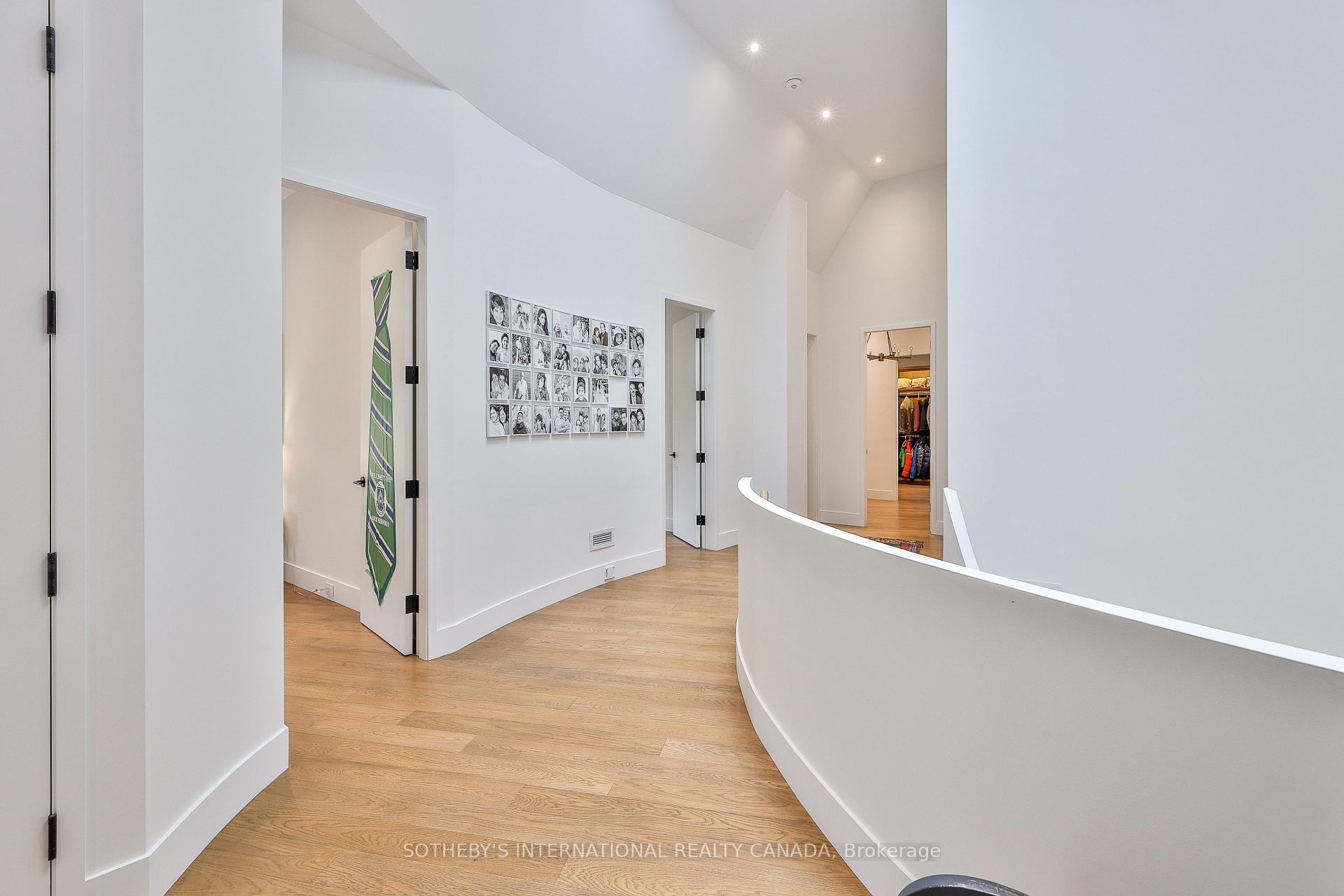 108 Stratford Crescent, Toronto