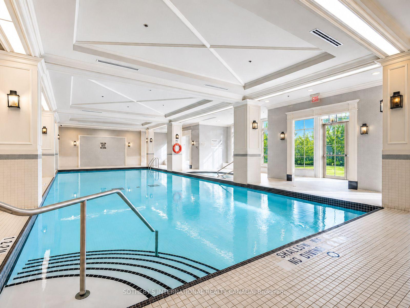 21 Burkebrook Place 224, Toronto Unit: 224