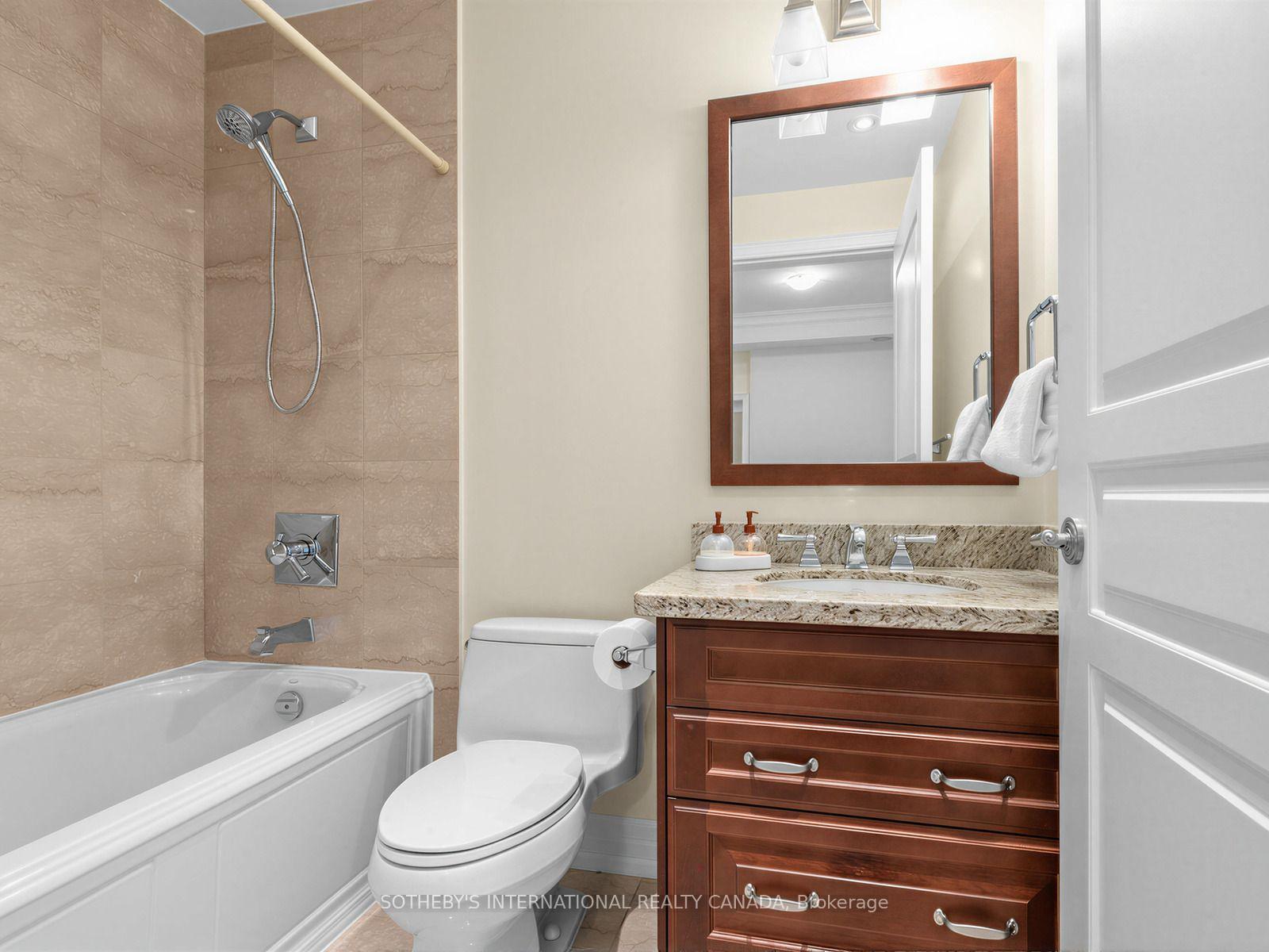 21 Burkebrook Place 224, Toronto Unit: 224
