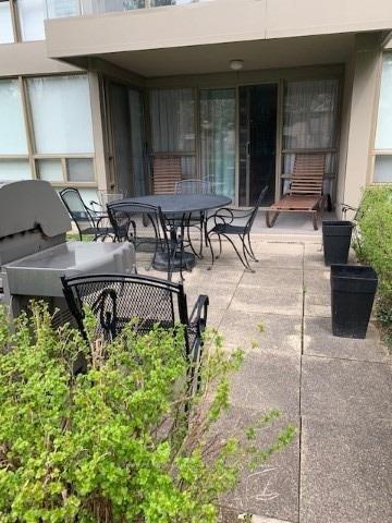 18 Lower Village Gate 111, Toronto Unit: 111