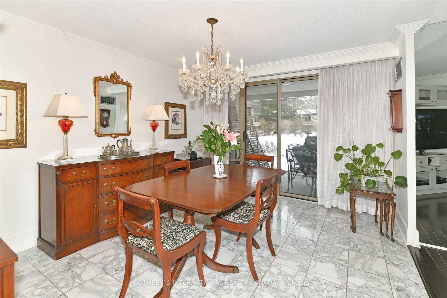 18 Lower Village Gate 111, Toronto Unit: 111