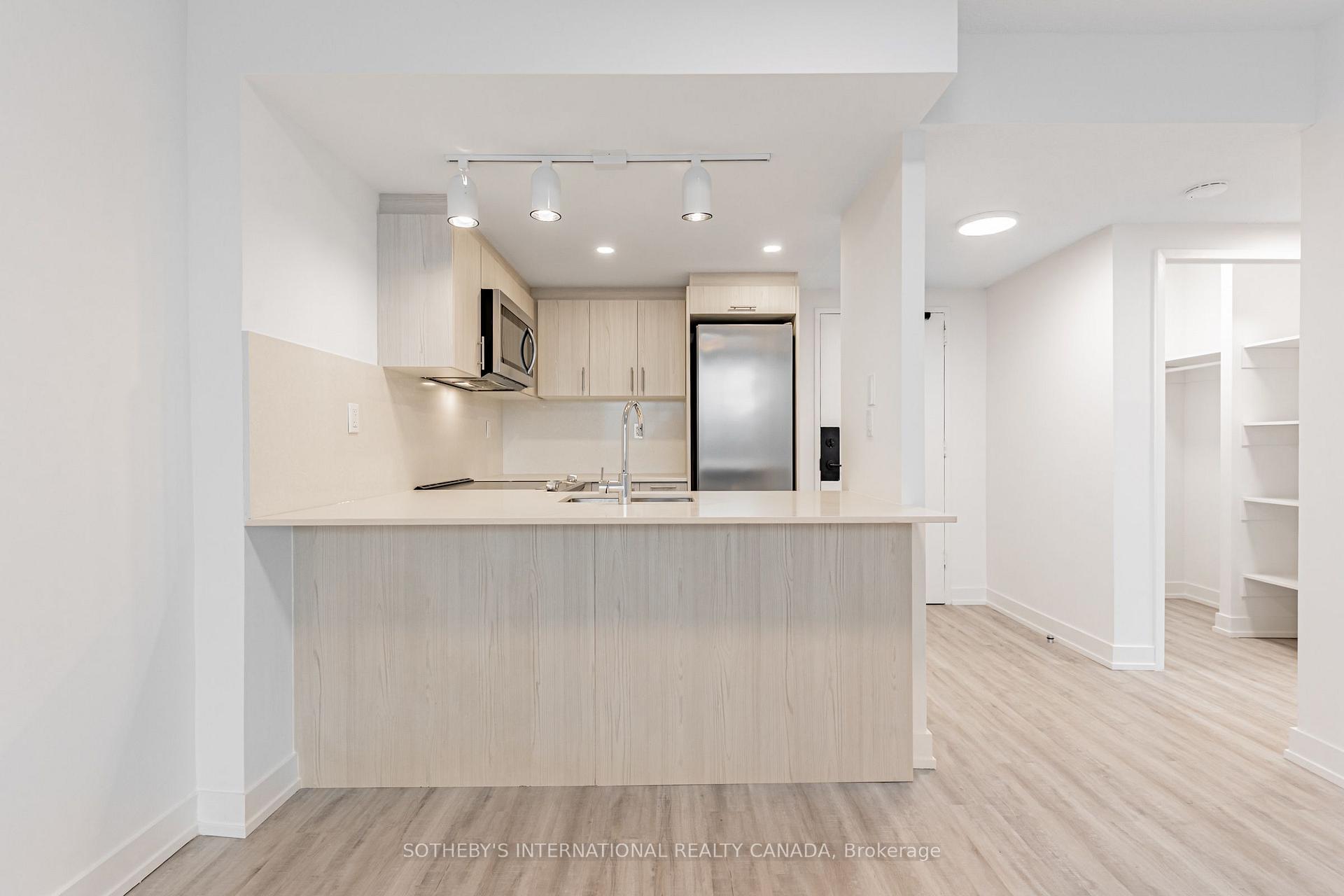191 Sherbourne Street 117, Toronto Unit: 117