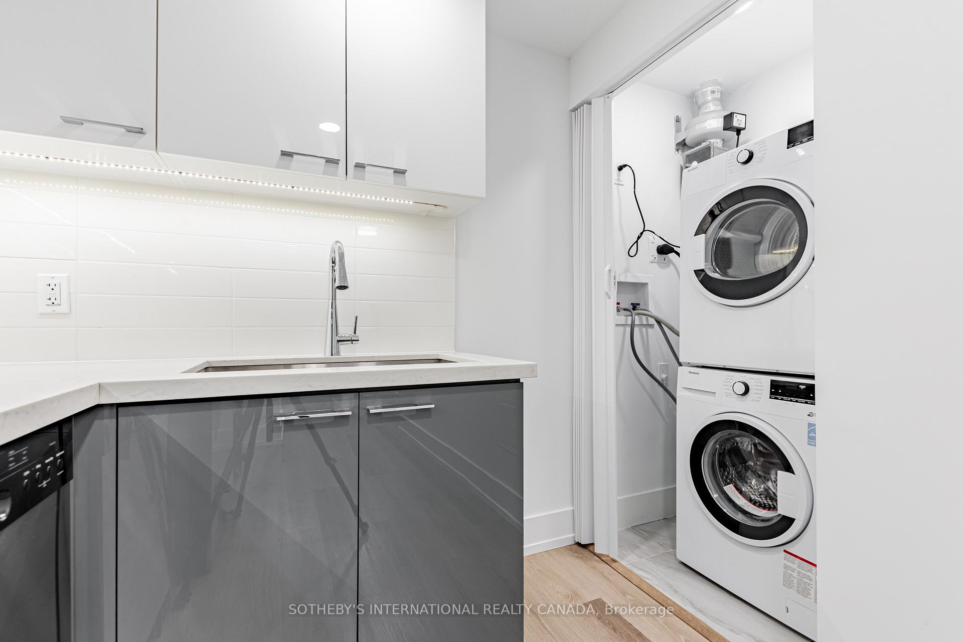 201 Sherbourne Street N1505, Toronto Unit: N1505