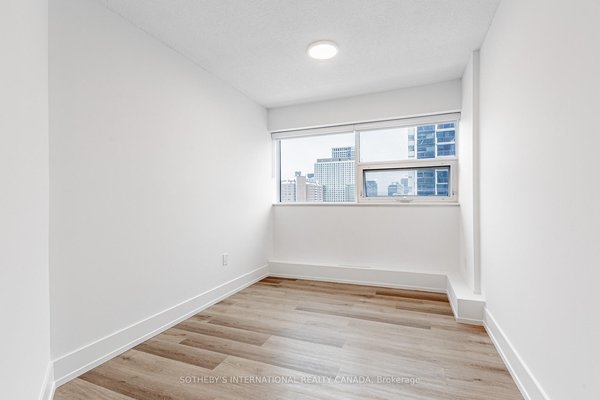 201 Sherbourne Street N1505, Toronto Unit: N1505