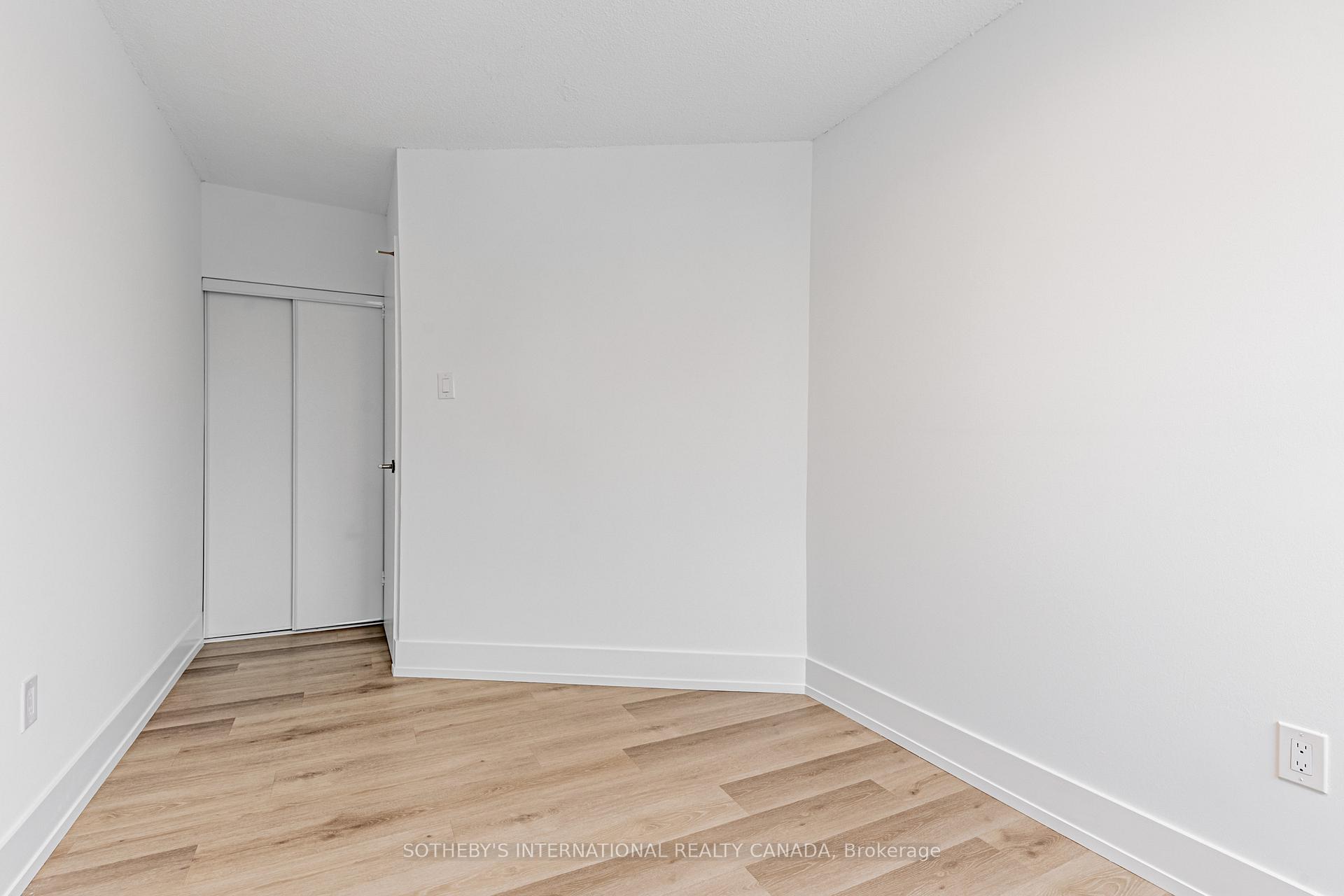 201 Sherbourne Street N1505, Toronto Unit: N1505