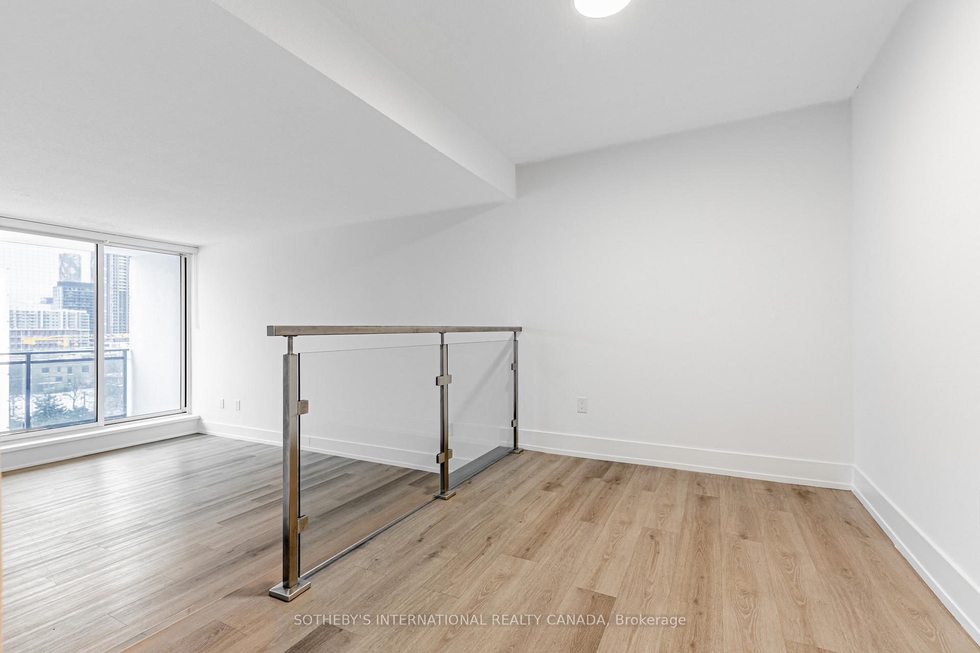 201 Sherbourne Street N2106, Toronto Unit: N2106