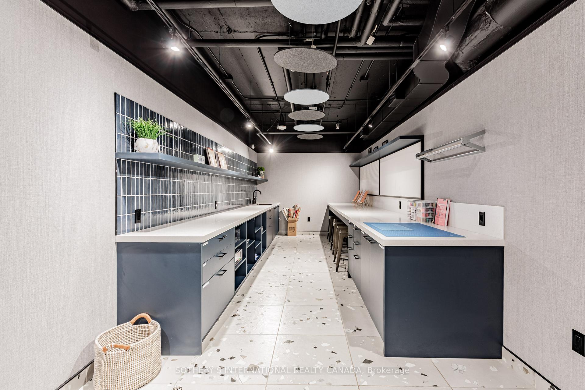 201 Sherbourne Street N2106, Toronto Unit: N2106
